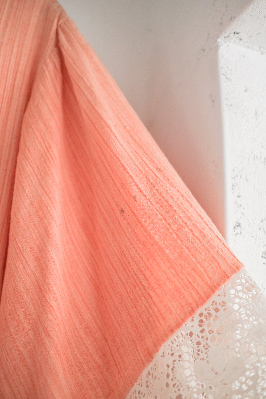 Vintage 1970's Peach Gauze Prairie Dress / 古著蜜桃色棉紗長洋裝