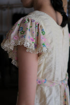 Vintage Mexican Oaxana Embroidered Dress