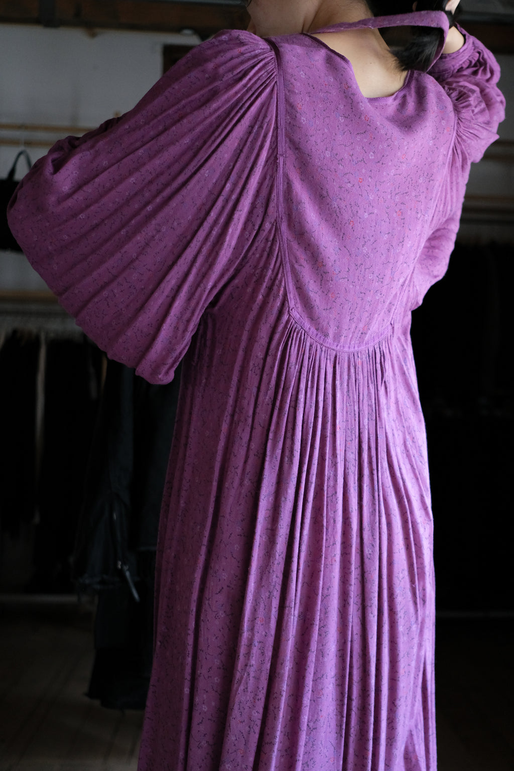 1970's Indian Deep lilac Calico Dress / 印度古著紫丁香碎花細褶洋裝