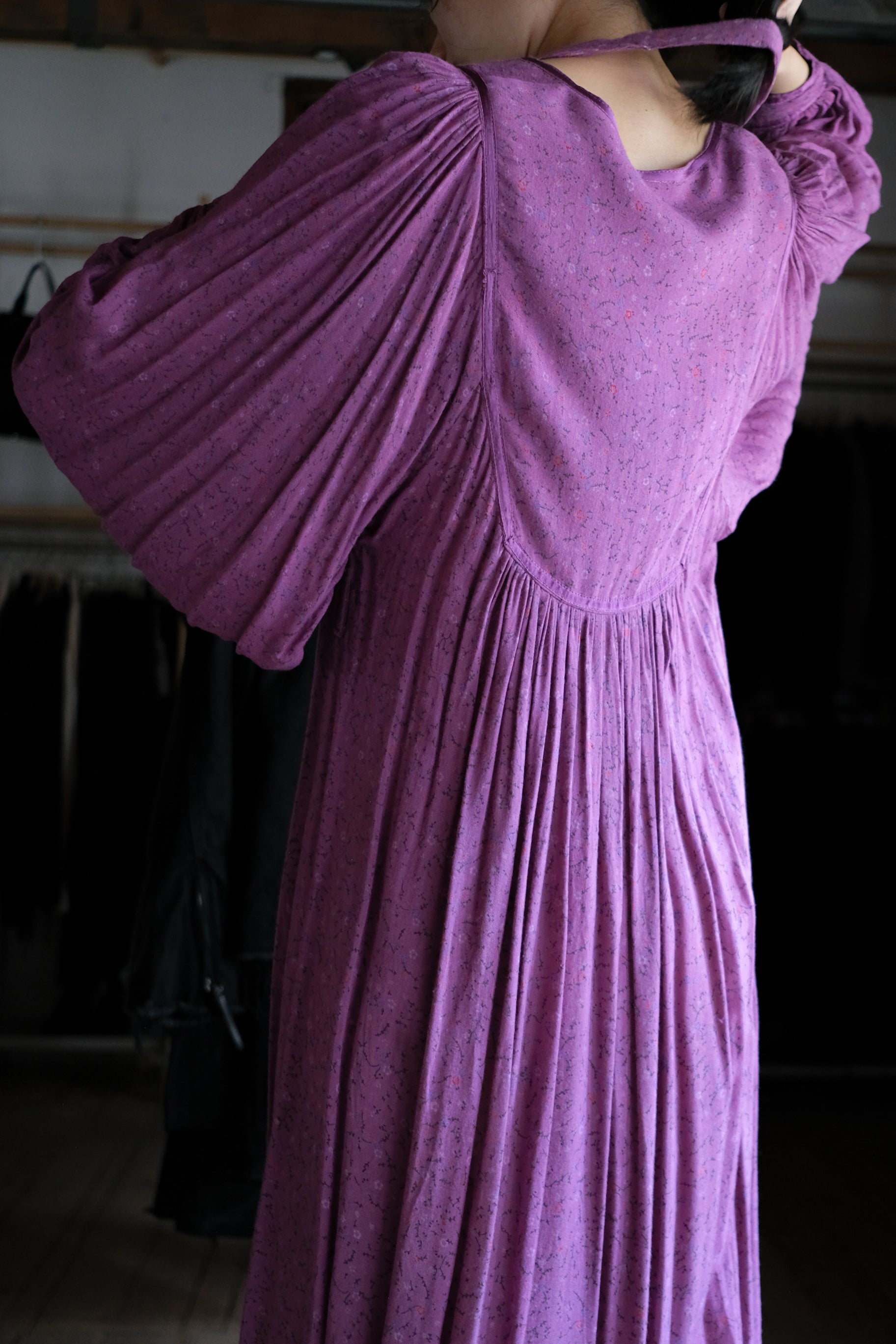 1970's Indian Deep lilac Calico Dress / 印度古著紫丁香碎花細褶洋裝