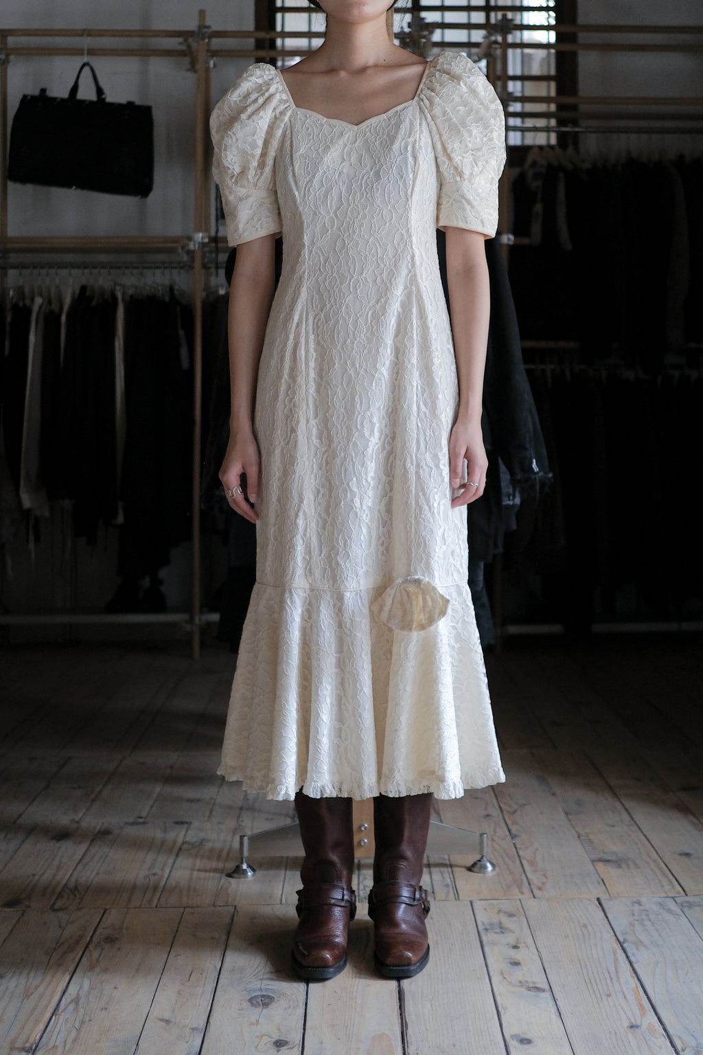 1970’s "Hana Hou" Muumuu Lace Dress / 古著米色穆穆蕾絲洋裝