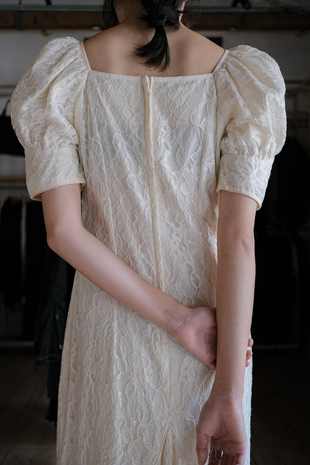 1970’s "Hana Hou" Muumuu Lace Dress / 古著米色穆穆蕾絲洋裝