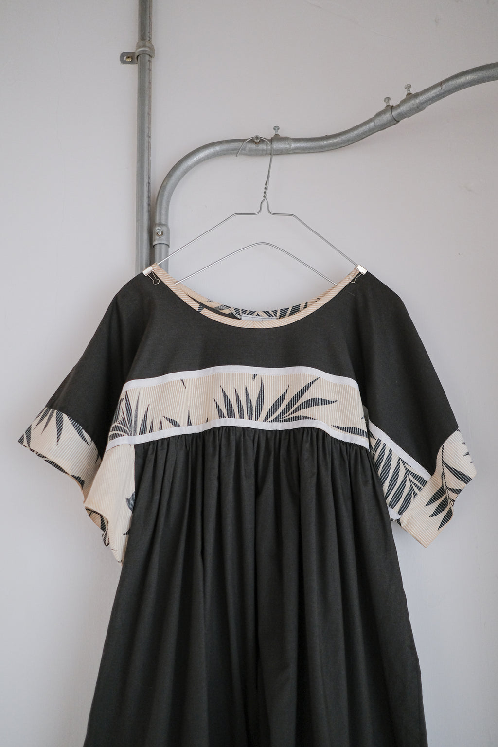 Vintage Mexican Oaxana Embroidered Dress