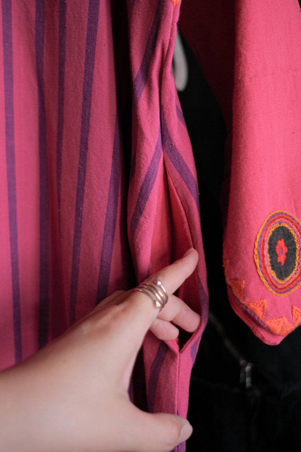 1970’s Josefa Embroidered Boho Mexican Kaftan / 古著Josefa椿之墨西哥刺繡長袍