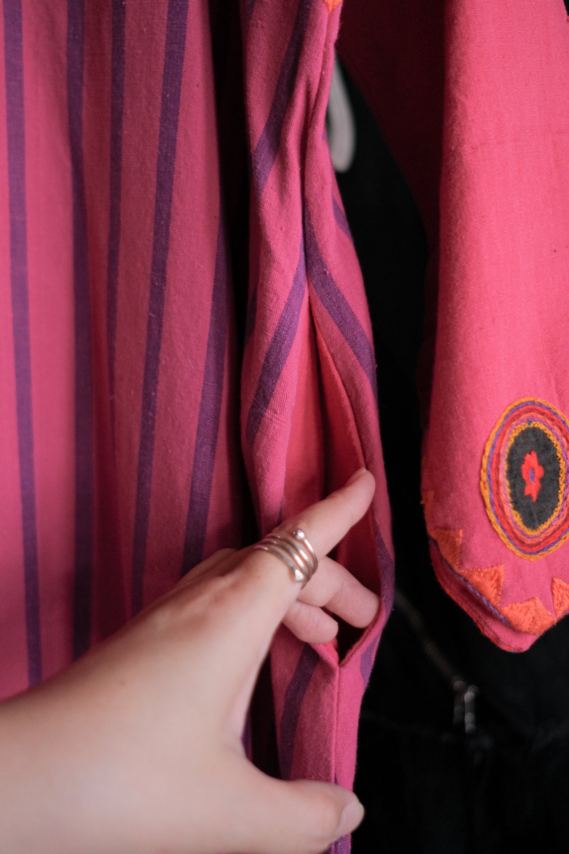 1970’s Josefa Embroidered Boho Mexican Kaftan / 古著Josefa椿之墨西哥刺繡長袍