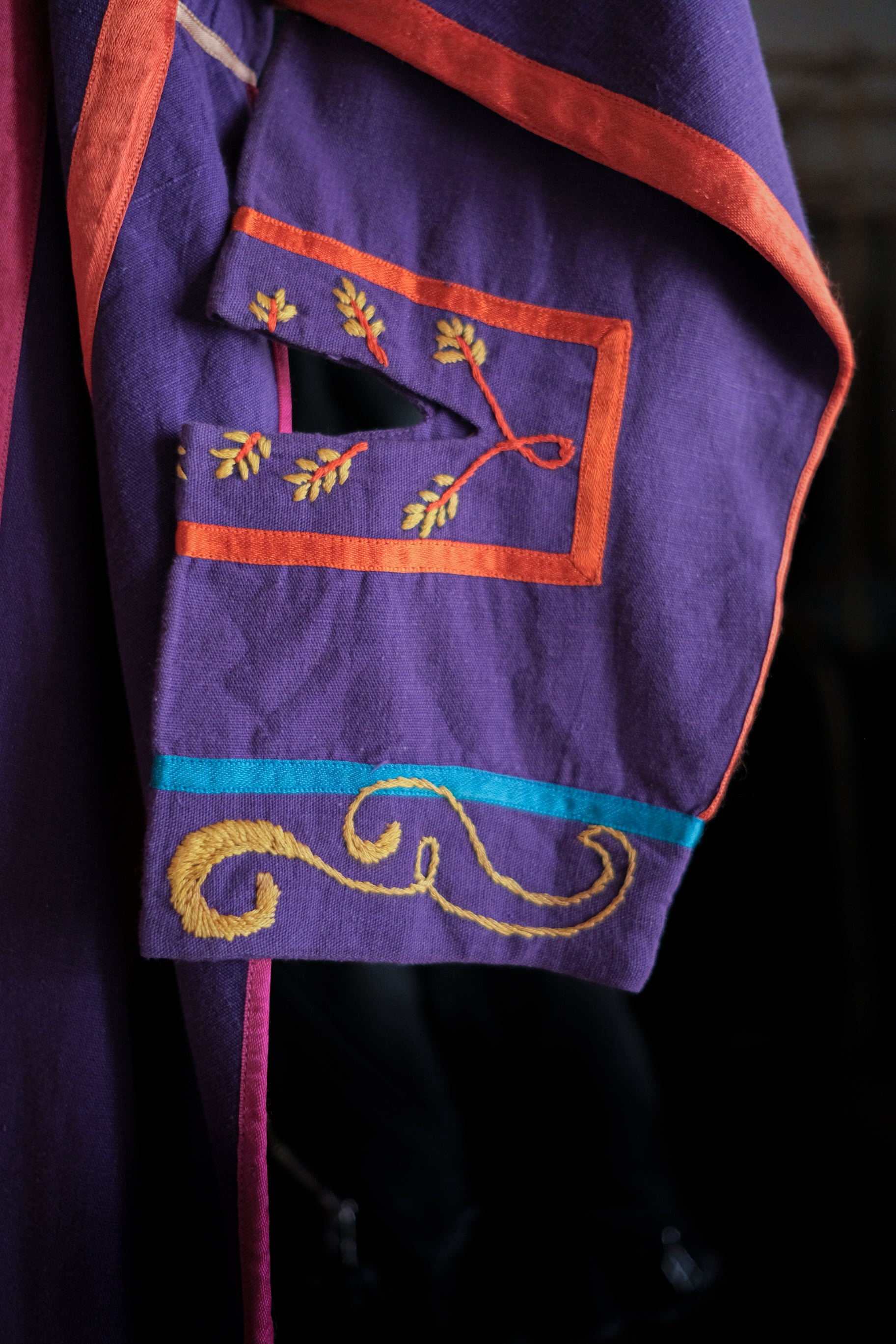1970’s Josefa Embroidered Boho Mexican Kaftan / 古著Josefa緞帶刺繡墨西哥洋裝