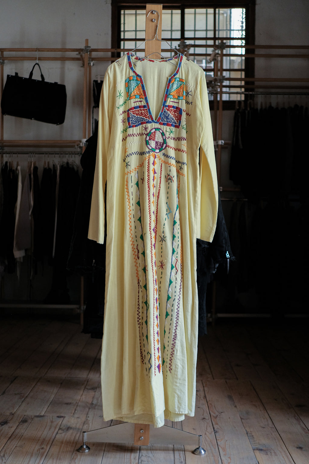 Vintage Egyptian Siwa Oasis Kaftan / 埃及古著奶油黃錫瓦刺繡長袍