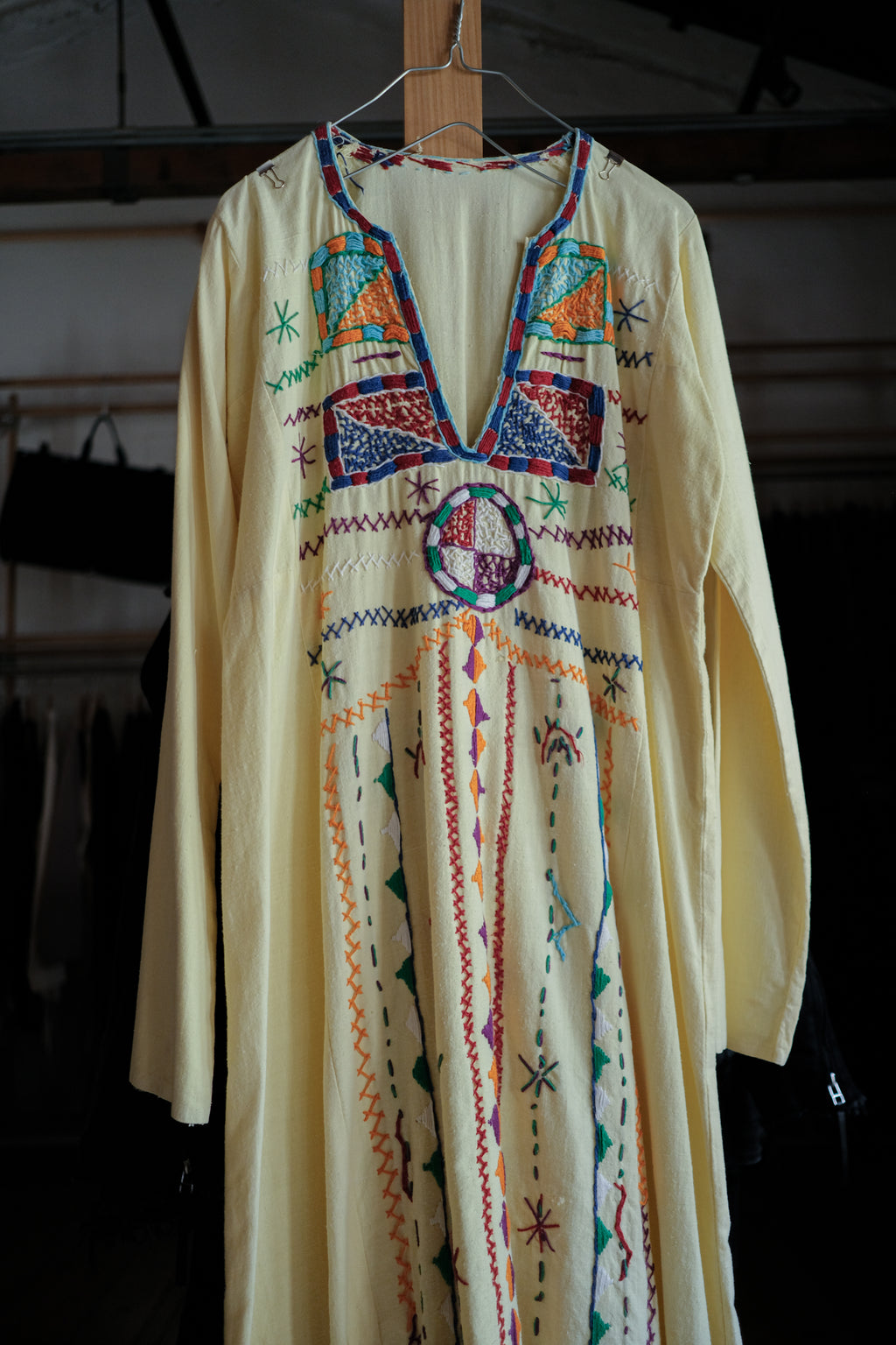 Vintage Egyptian Siwa Oasis Kaftan / 埃及古著奶油黃錫瓦刺繡長袍