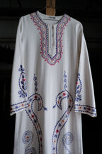 Vintage Indian Hand Embroidered Cotton Gauze Folk Kaftan / 印度古著手刺繡棉紗民族長袍