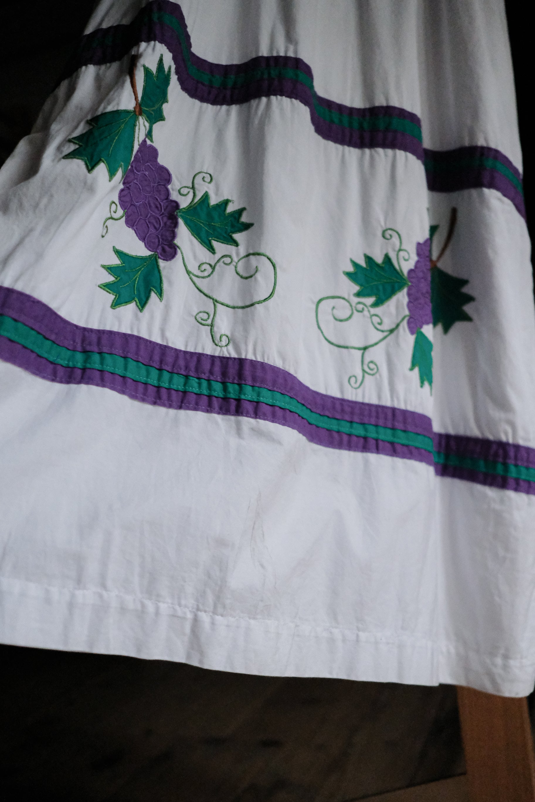 1970's Muumuu style Dress / 古著穆穆風葡萄園洋裝