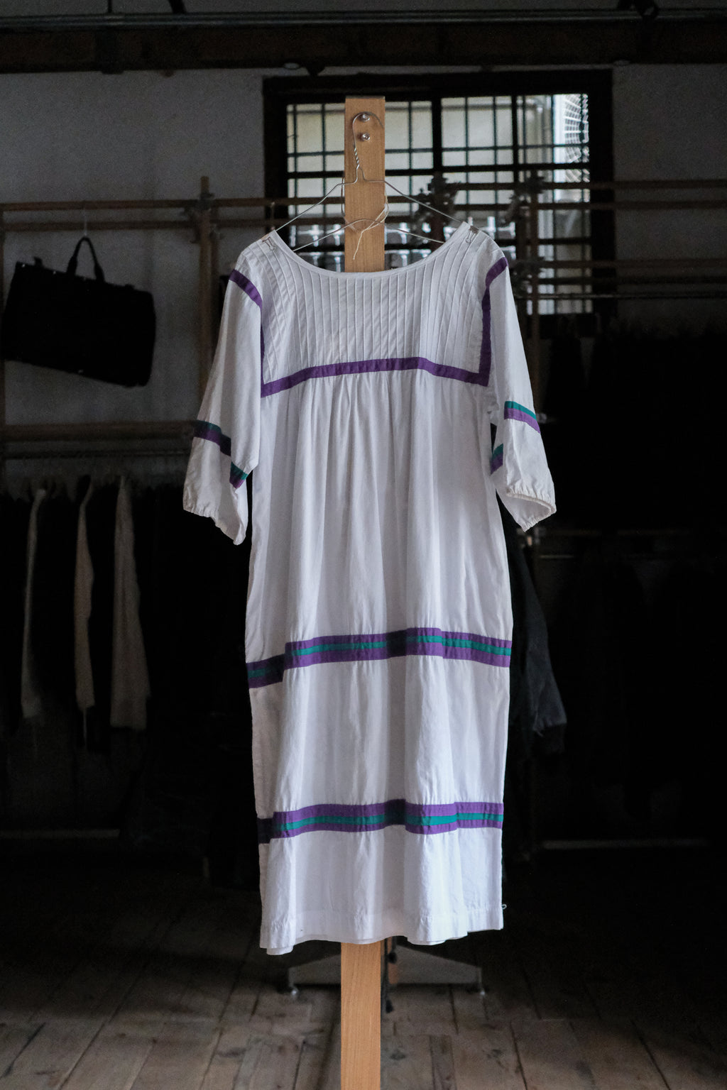1970's Muumuu style Dress / 古著穆穆風葡萄園洋裝