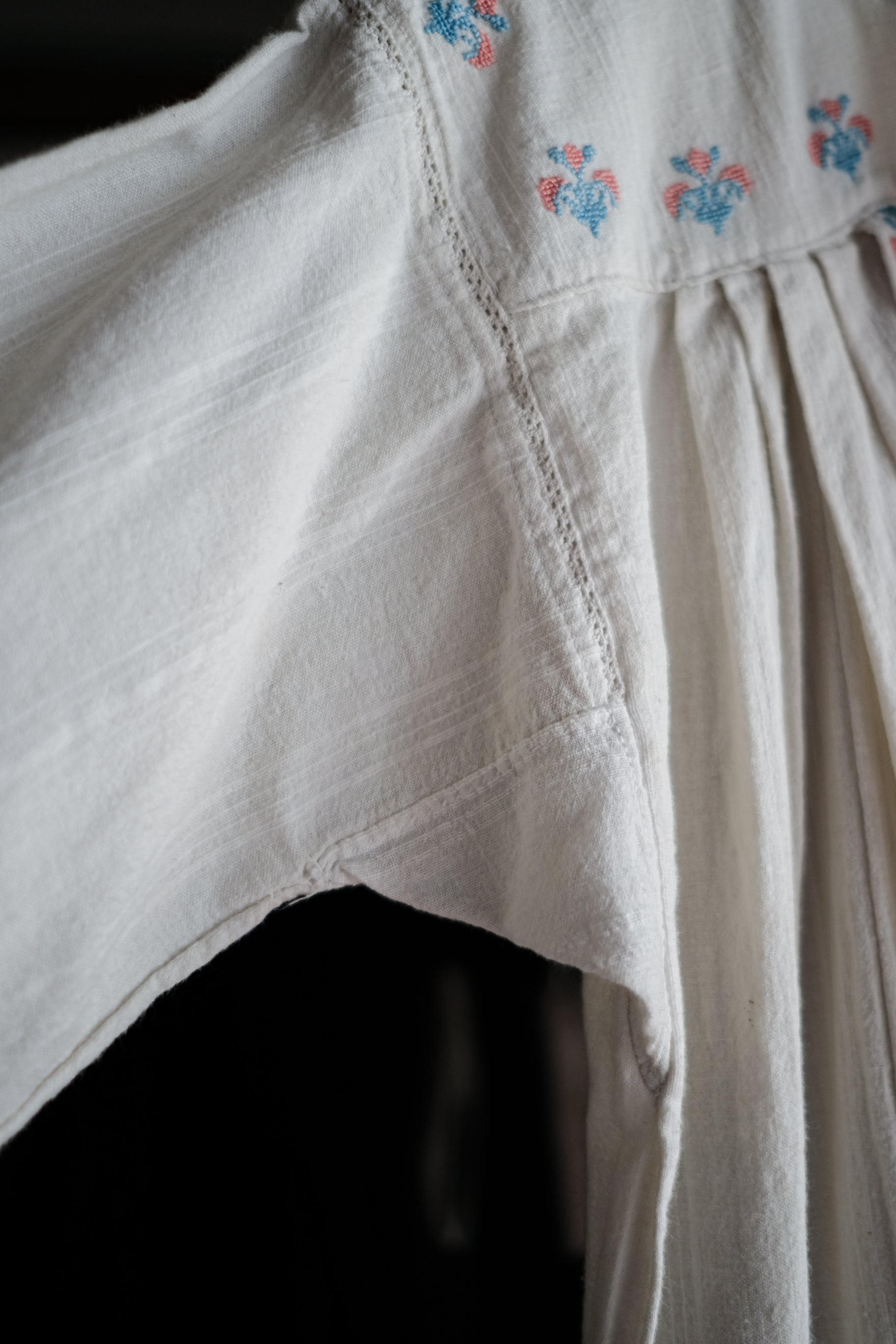 1950-1960’s East Europe Hand Made Kaftan / 古著東歐手工製刺繡長袍
