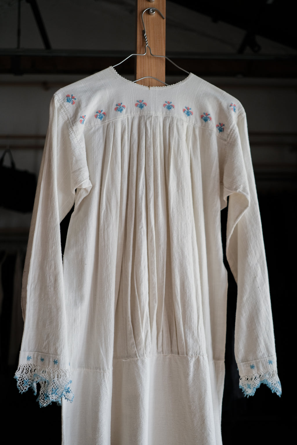 1950-1960’s East Europe Hand Made Kaftan / 古著東歐手工製刺繡長袍