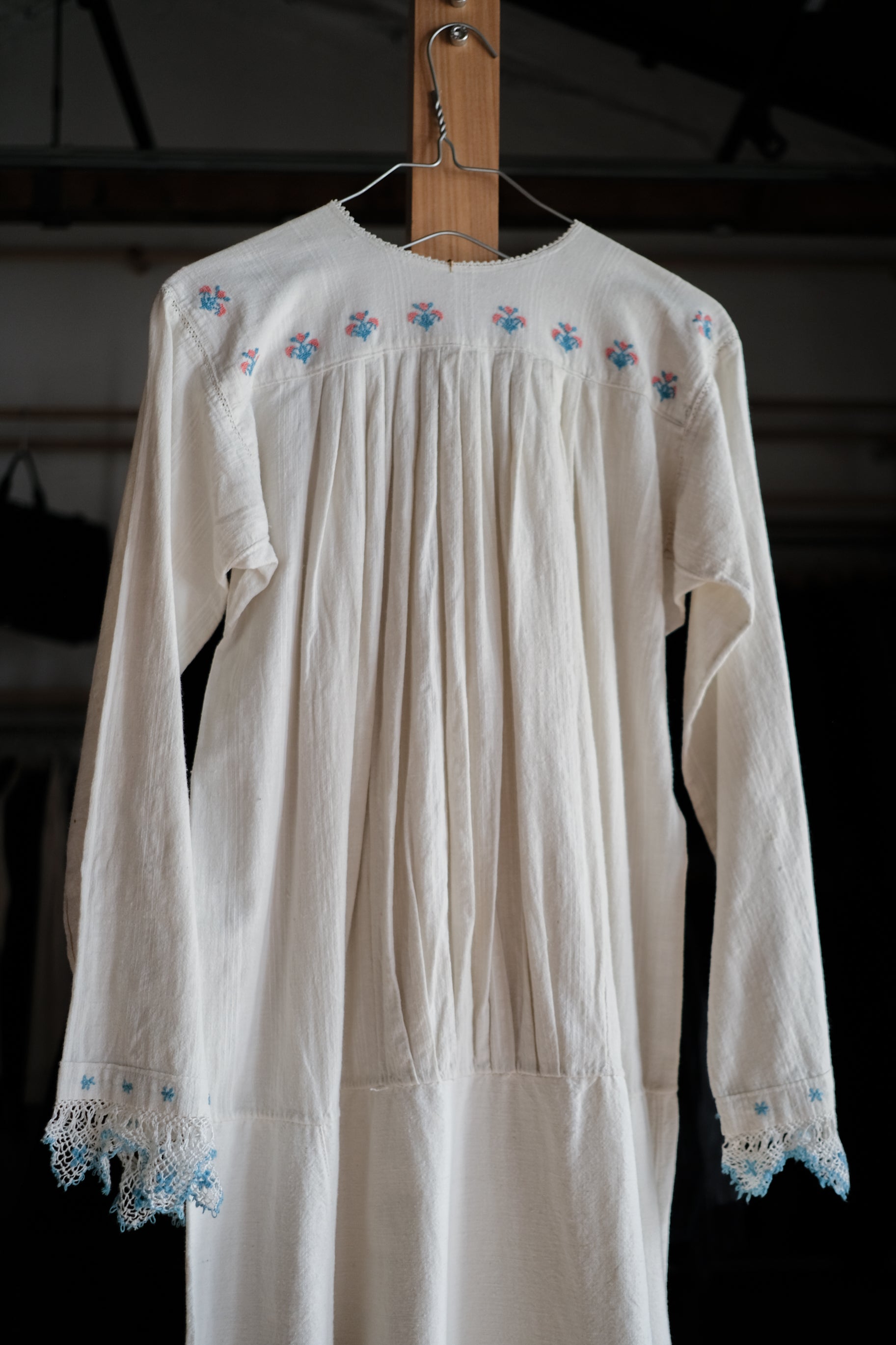 1950-1960’s East Europe Hand Made Kaftan / 古著東歐手工製刺繡長袍
