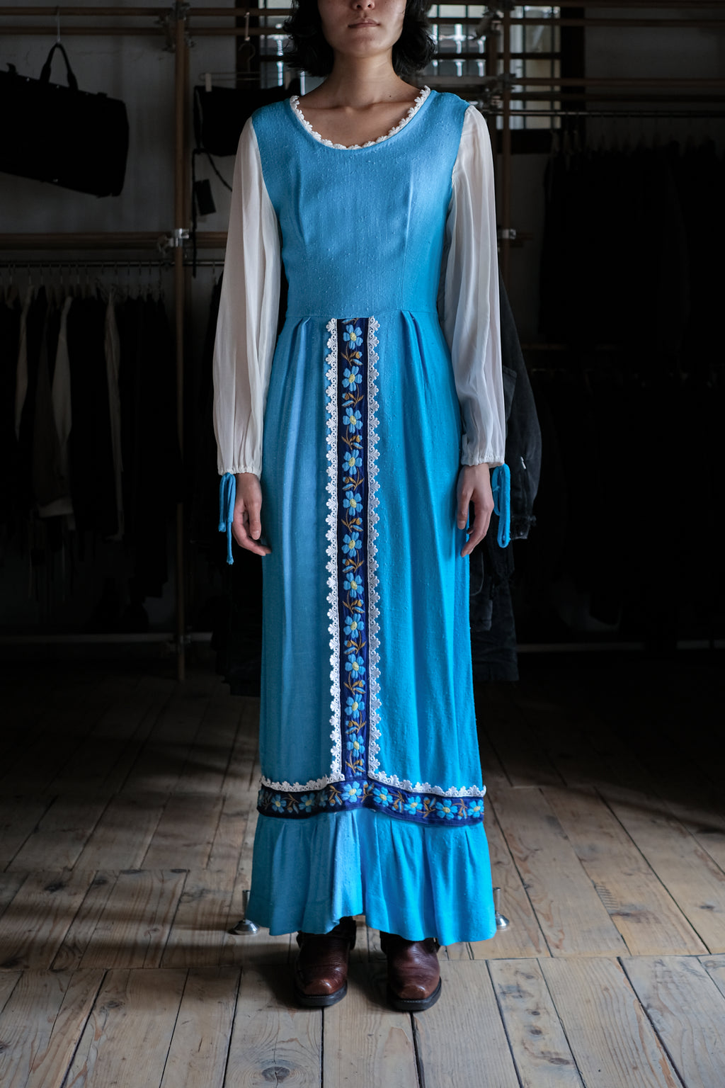 1970's Europe Embroidered Prairie Dress / 歐洲古著刺繡洋裝