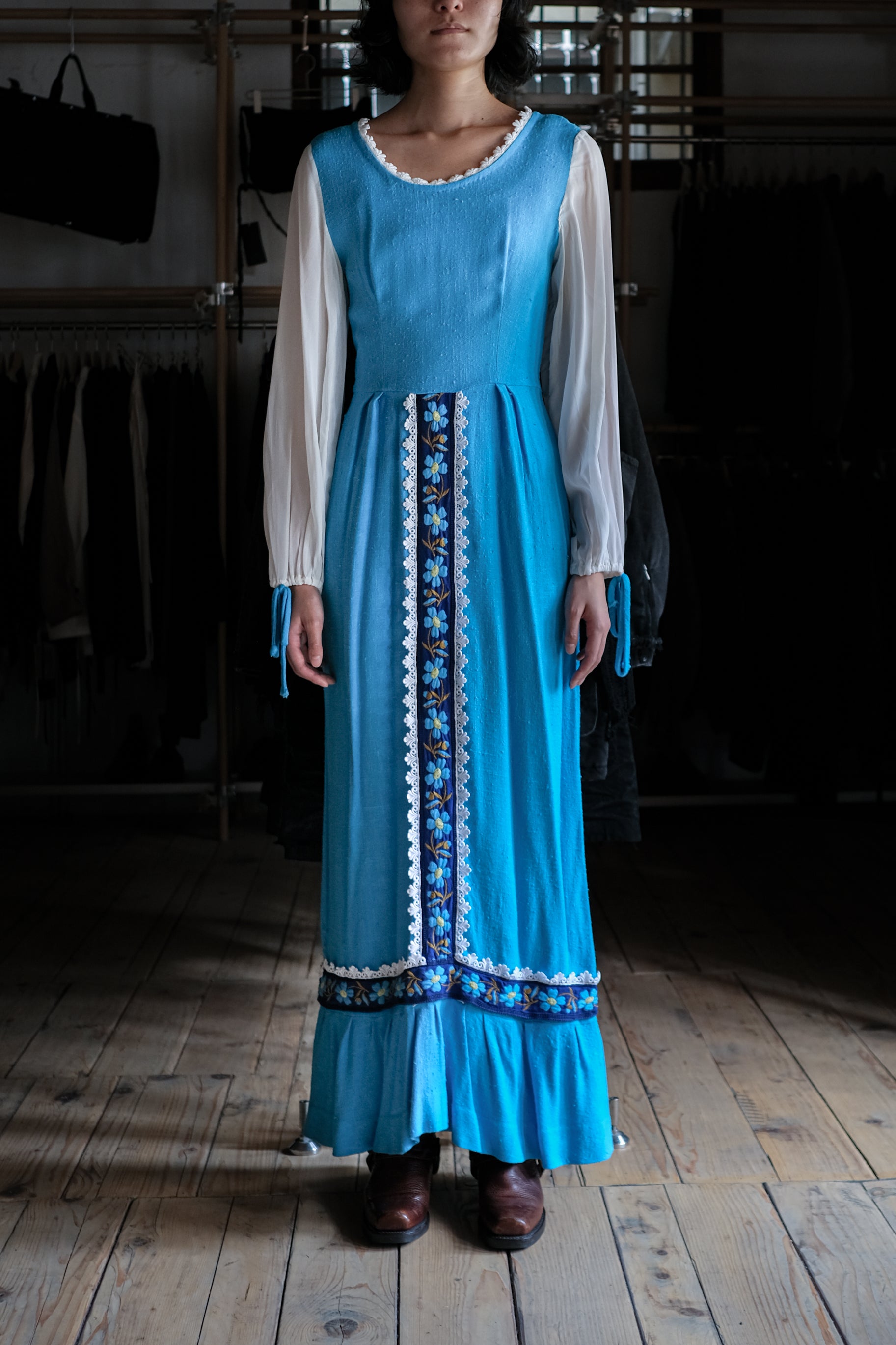 1970's Europe Embroidered Prairie Dress / 歐洲古著刺繡洋裝