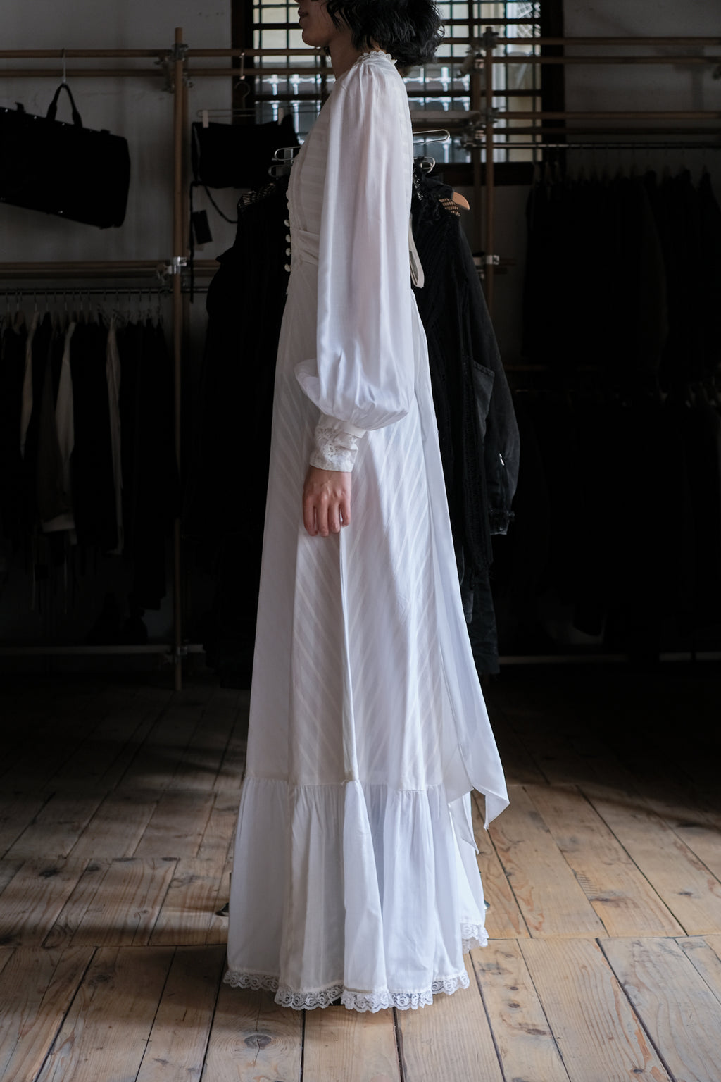 1970's Lace Bid Empire Waist Belted Dress / 古著蕾絲高腰綁帶長裙