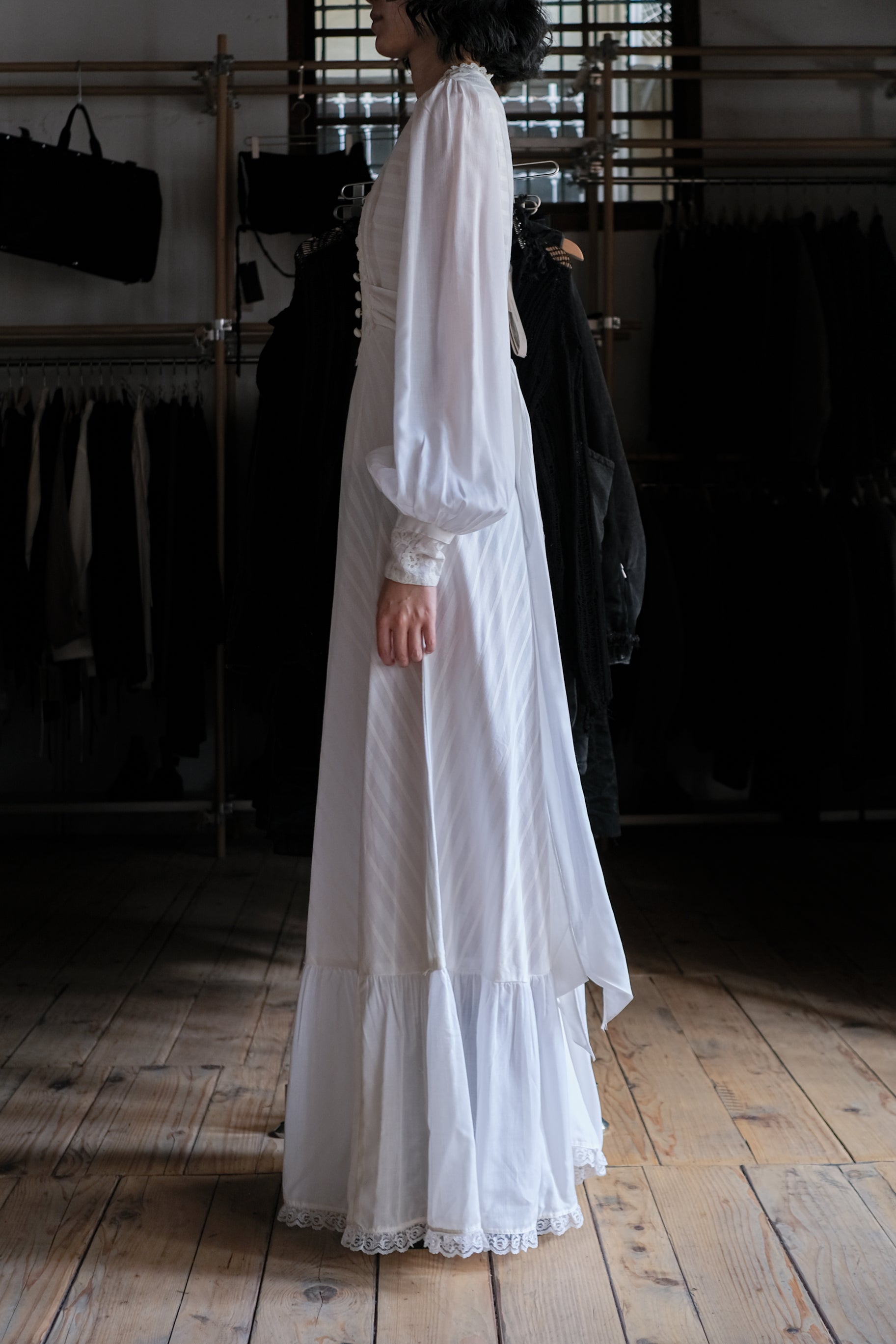 1970's Lace Bid Empire Waist Belted Dress / 古著蕾絲高腰綁帶長裙