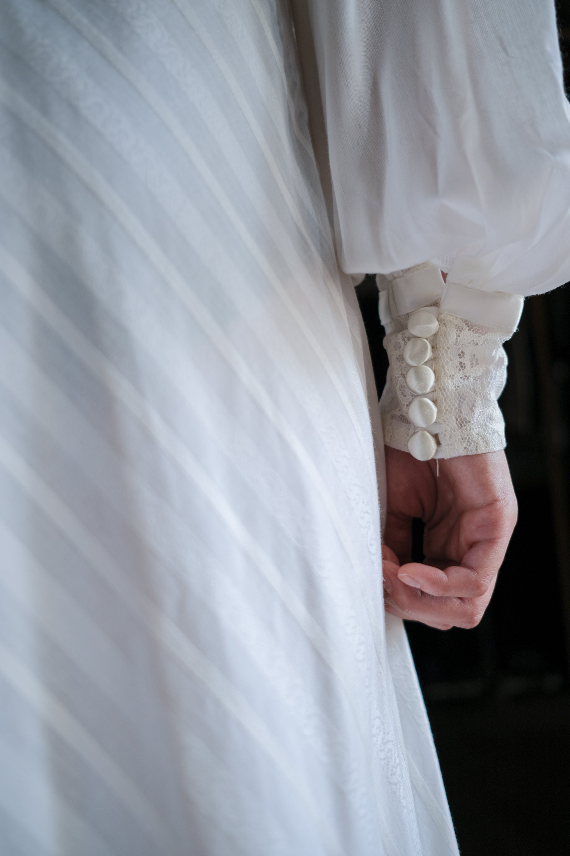 1970's Lace Bid Empire Waist Belted Dress / 古著蕾絲高腰綁帶長裙