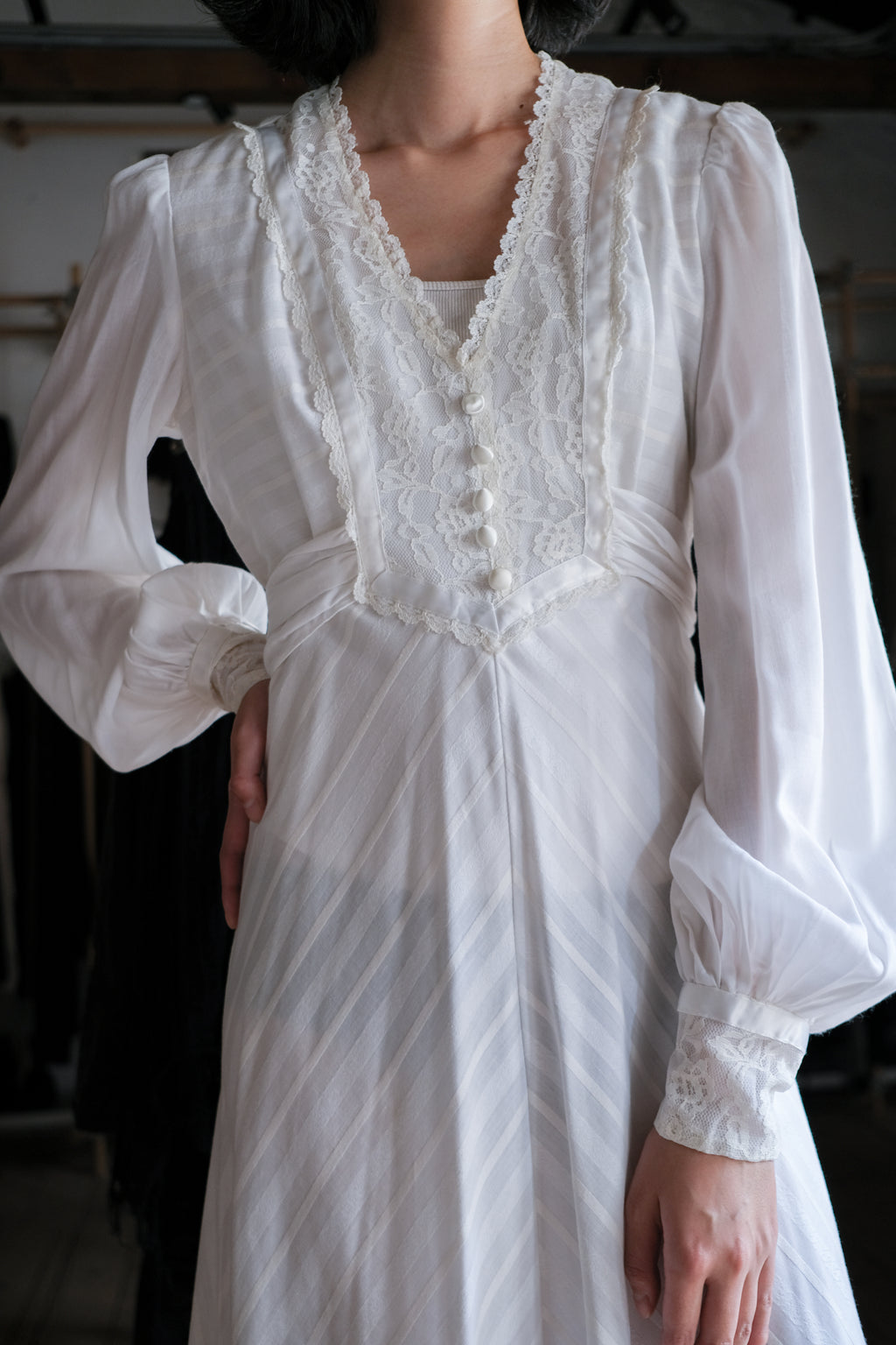 1970's Lace Bid Empire Waist Belted Dress / 古著蕾絲高腰綁帶長裙