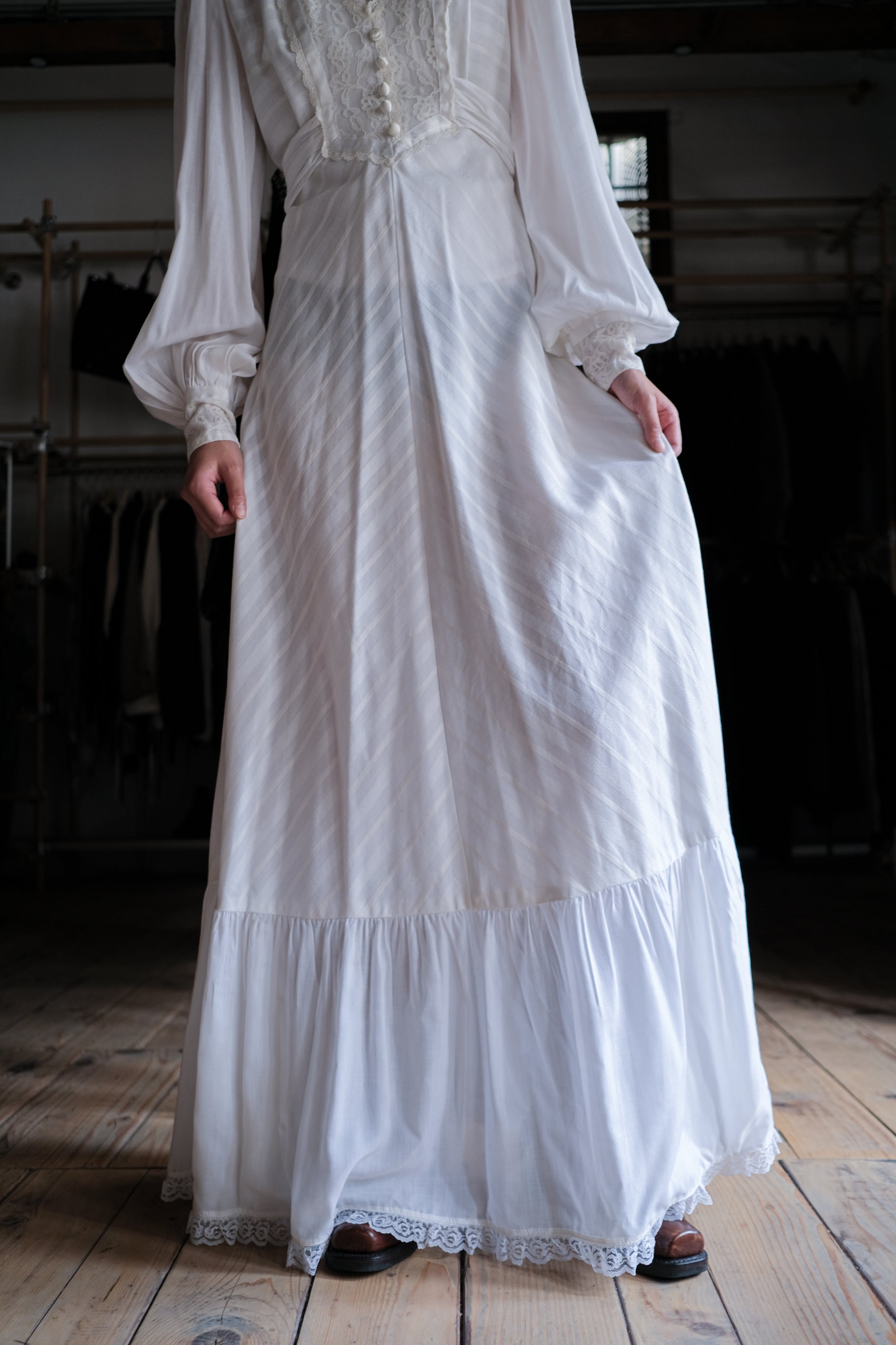 1970's Lace Bid Empire Waist Belted Dress / 古著蕾絲高腰綁帶長裙
