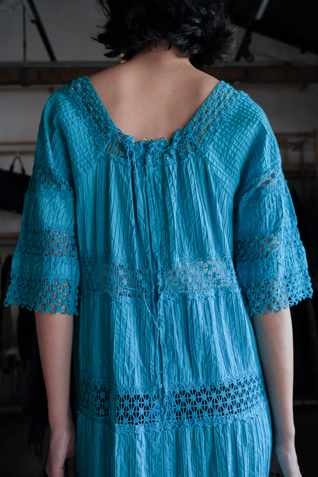 1970's Crochet Lace Bell Sleeve Maxi Dress / 古著鉤針蕾絲鐘形袖長裙