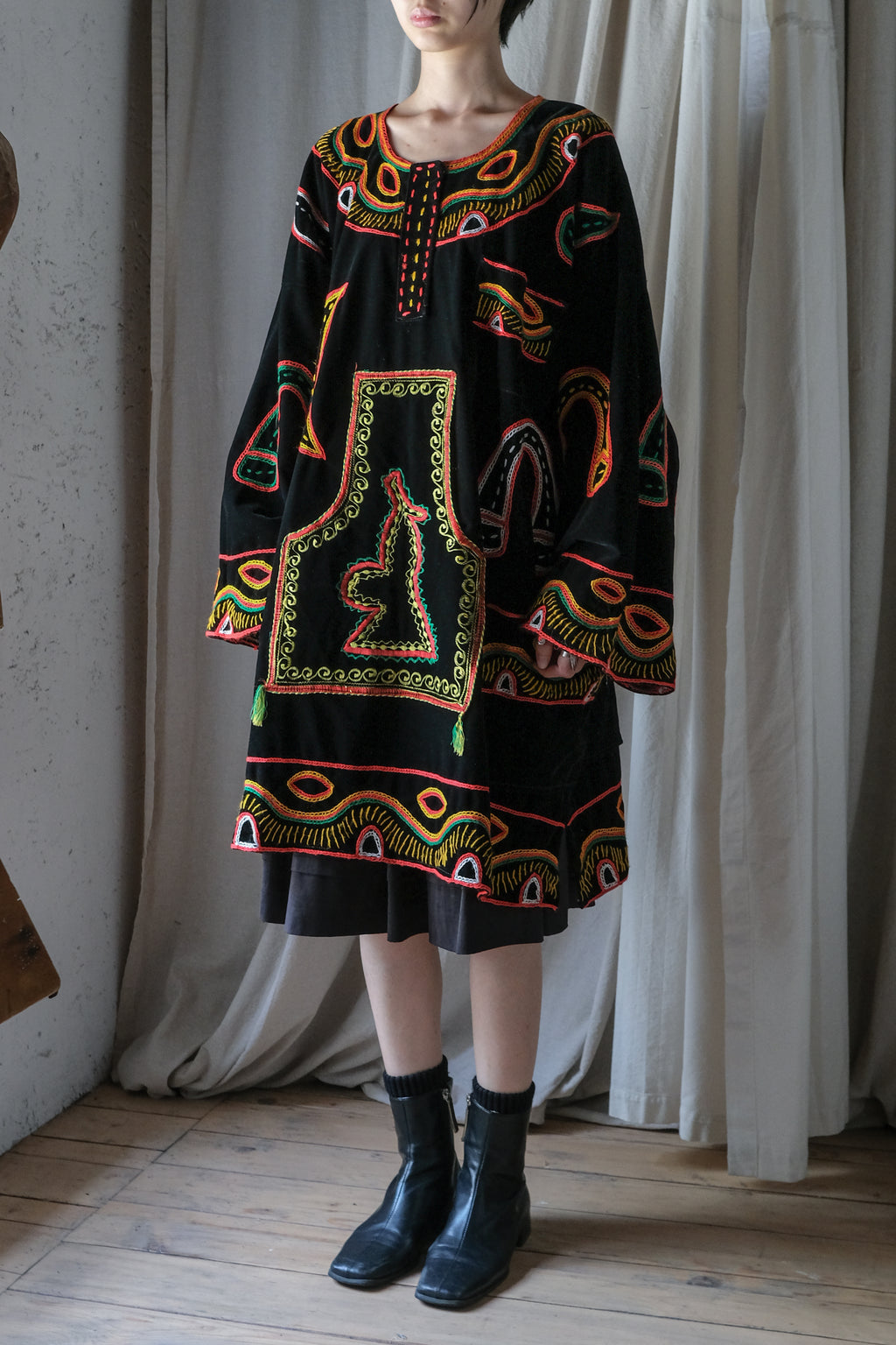 Vintage Mexican Oaxana Embroidered Dress