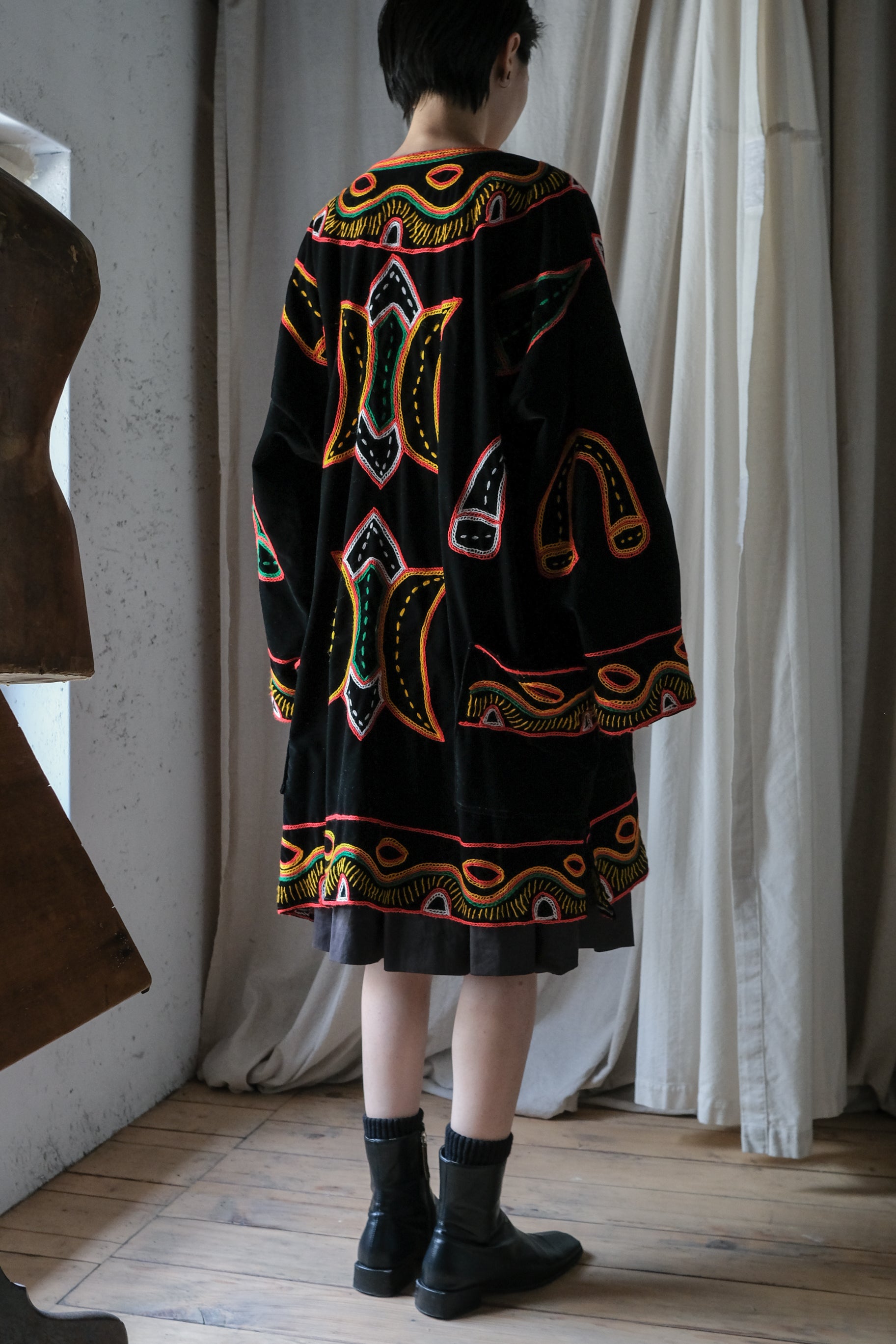 Vintage Cameroon Folk Velvet Smock / 喀麥隆古著絲絨民族罩衫
