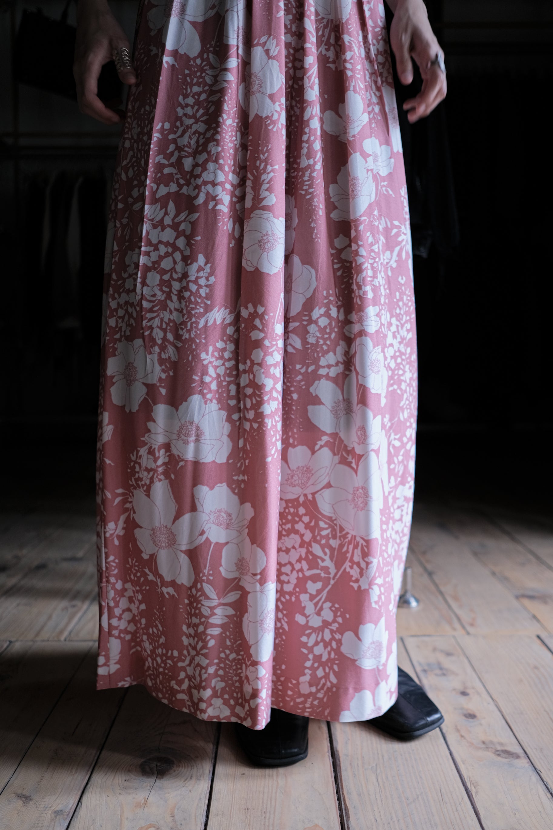 1970s Floral Flutter Sleeve Maxi Dress / 古著花卉荷葉袖長裙