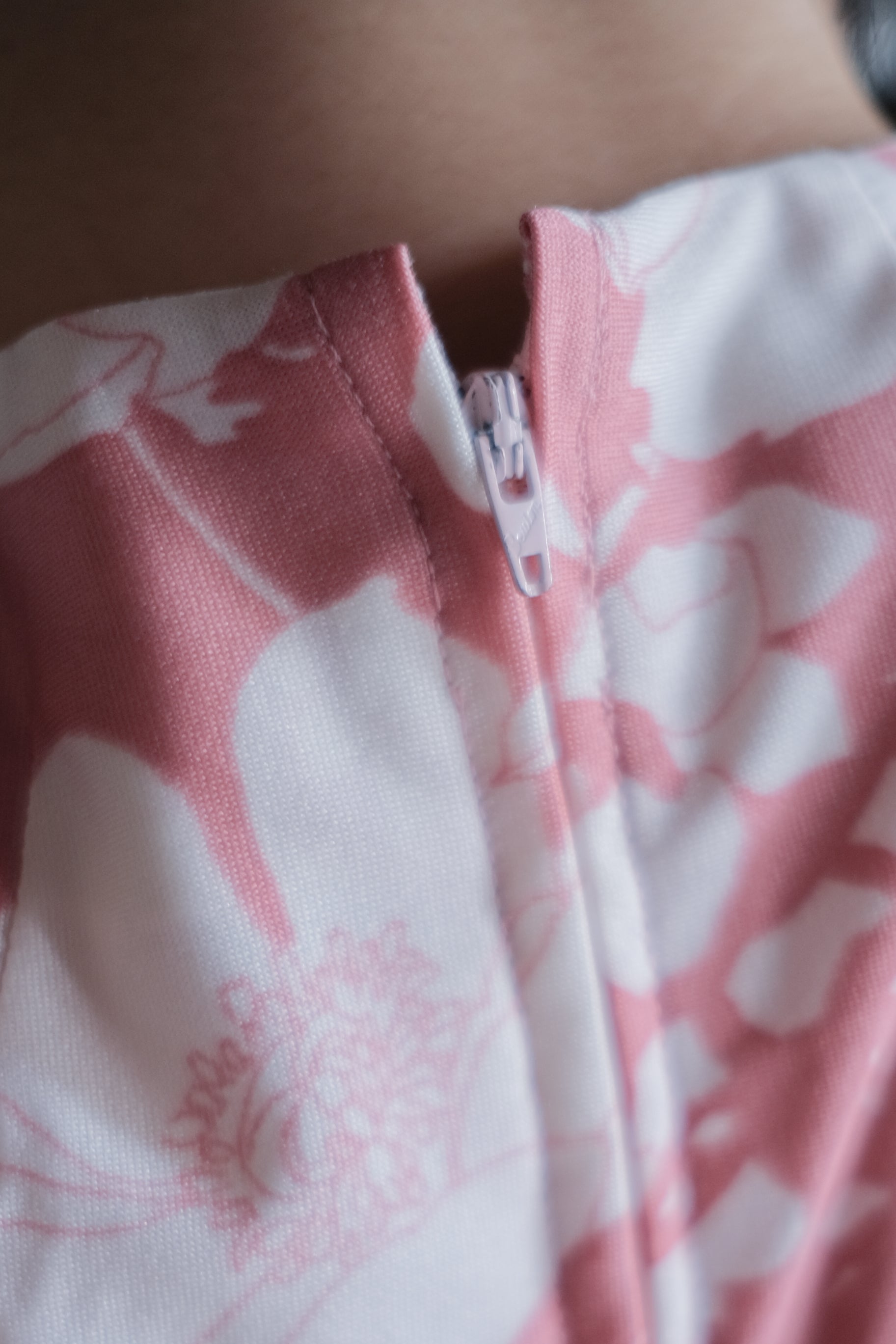 1970s Floral Flutter Sleeve Maxi Dress / 古著花卉荷葉袖長裙