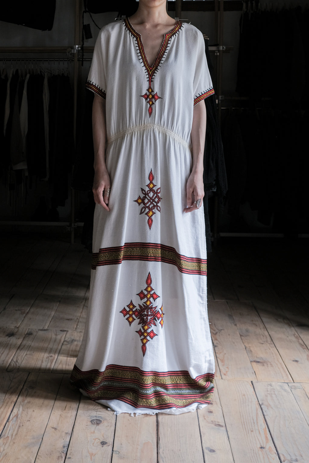 Ethiopian Kemis Kaftan / 衣索比亞傳統刺繡長袍