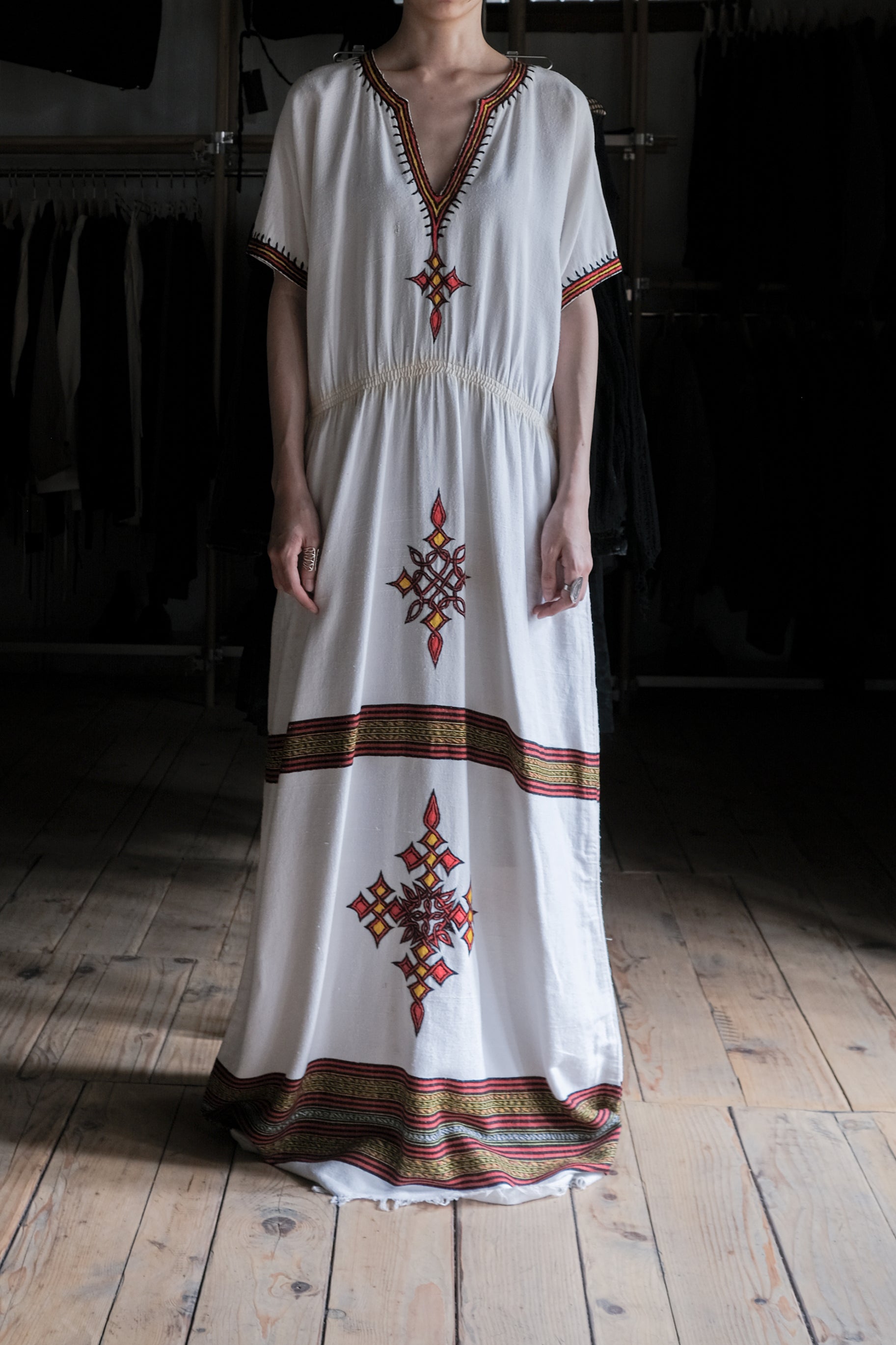 Ethiopian Kemis Kaftan / 衣索比亞傳統刺繡長袍