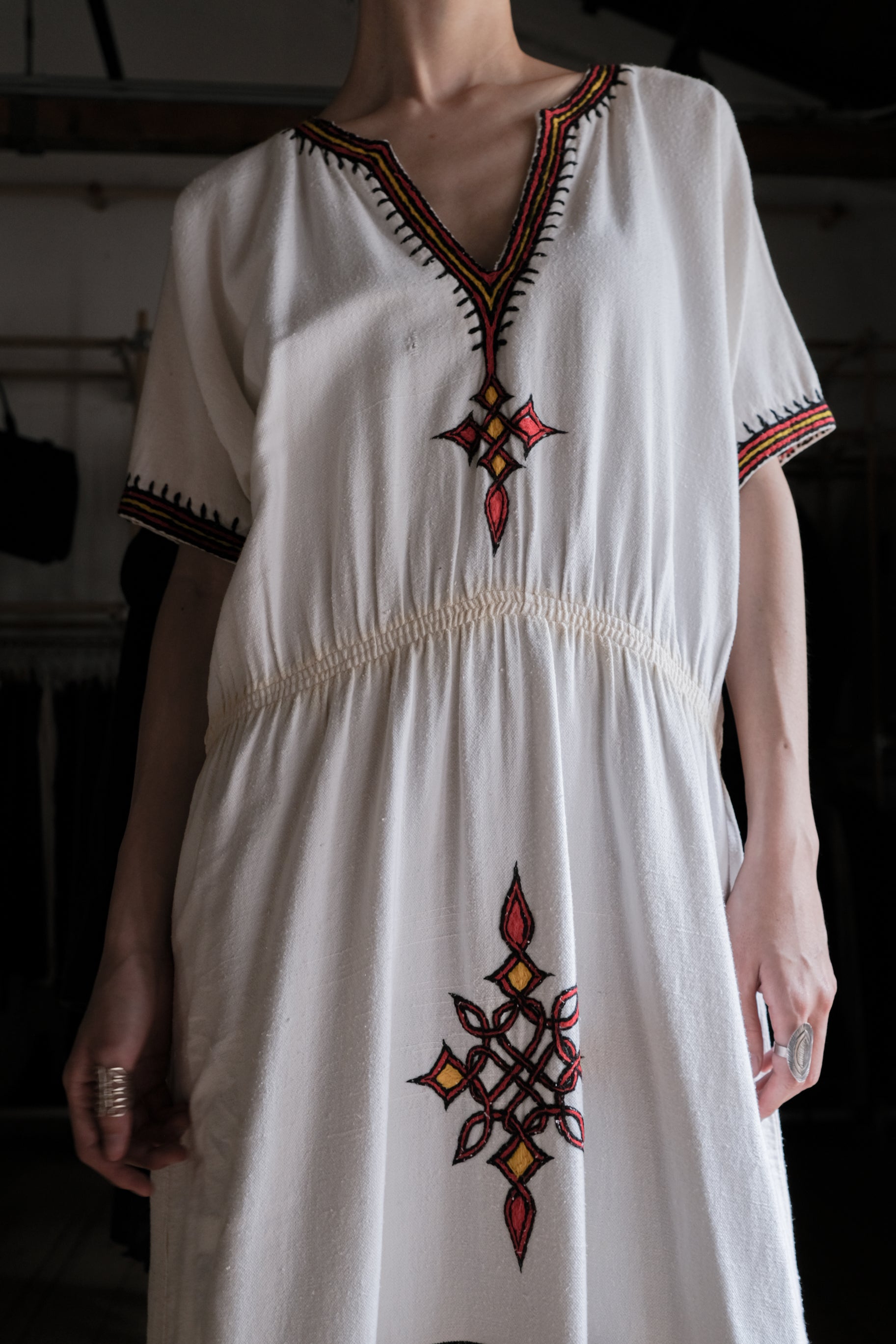 Ethiopian Kemis Kaftan / 衣索比亞傳統刺繡長袍