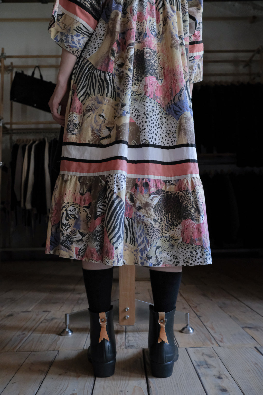 Vintage Animal Safari Graphic Print Muumuu Dress / 古著叢林萬獸印花穆穆洋裝