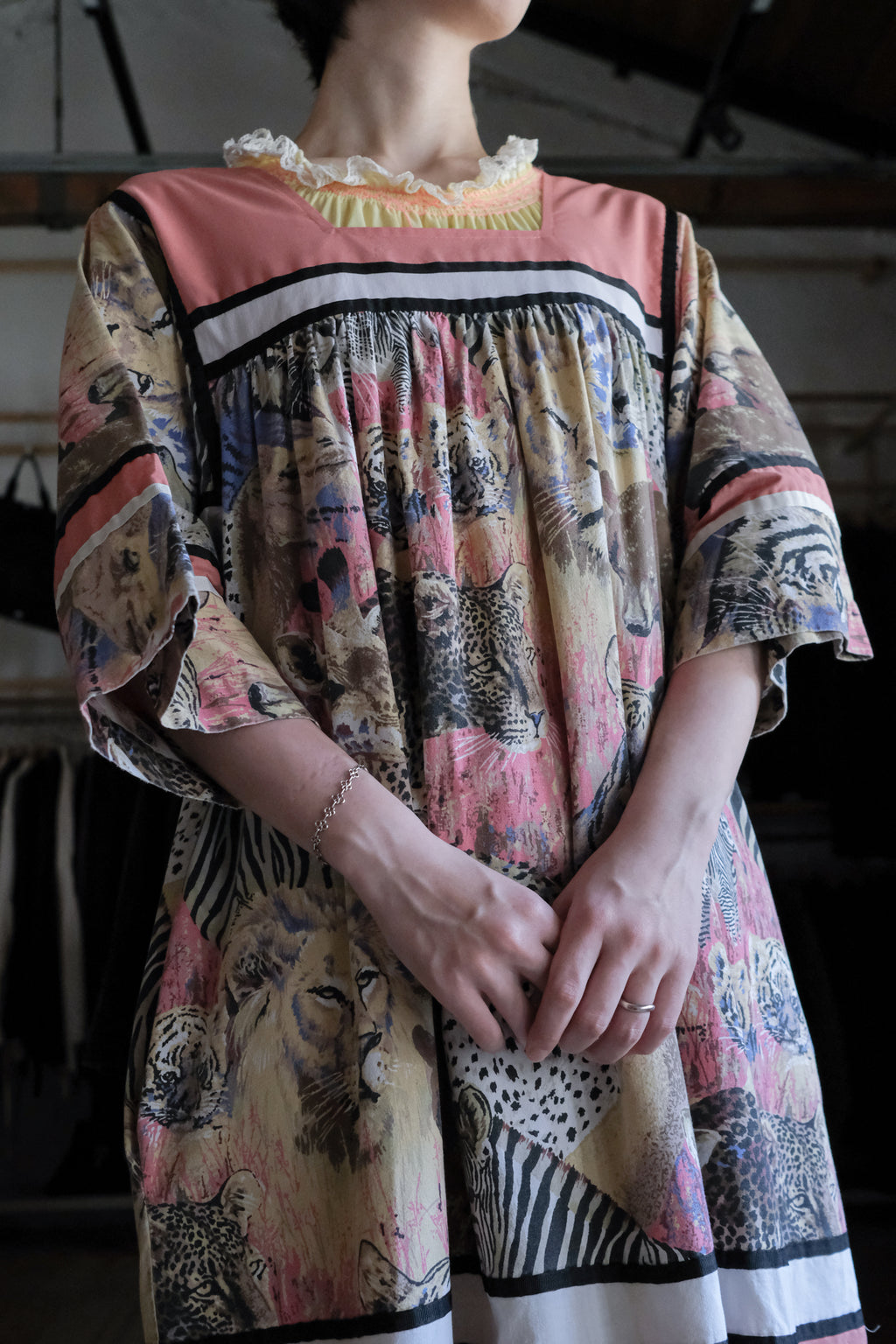Vintage Animal Safari Graphic Print Muumuu Dress / 古著叢林萬獸印花穆穆洋裝