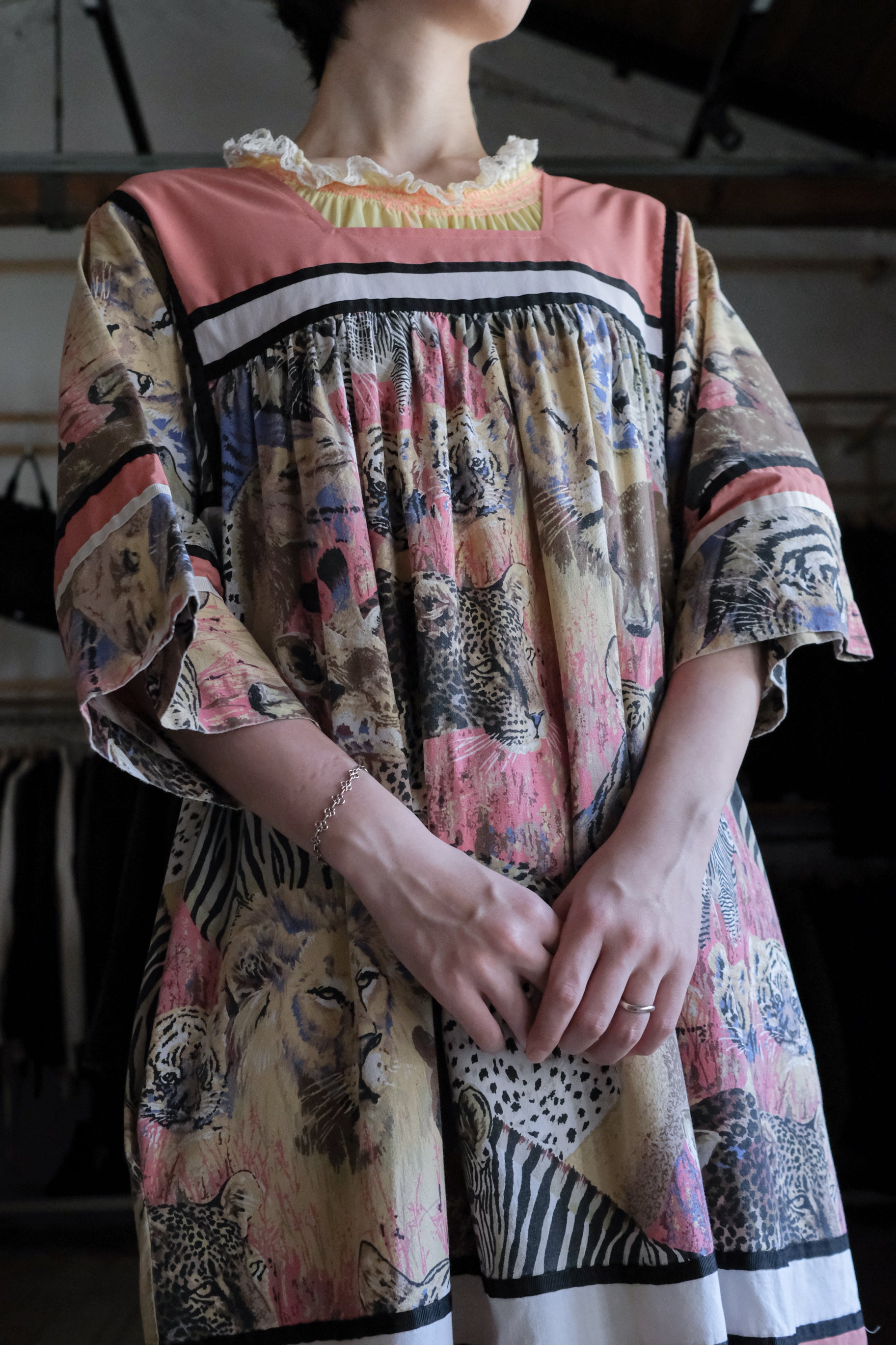 Vintage Animal Safari Graphic Print Muumuu Dress / 古著叢林萬獸印花穆穆洋裝