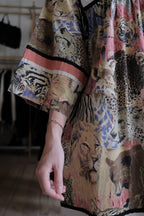 Vintage Animal Safari Graphic Print Muumuu Dress / 古著叢林萬獸印花穆穆洋裝
