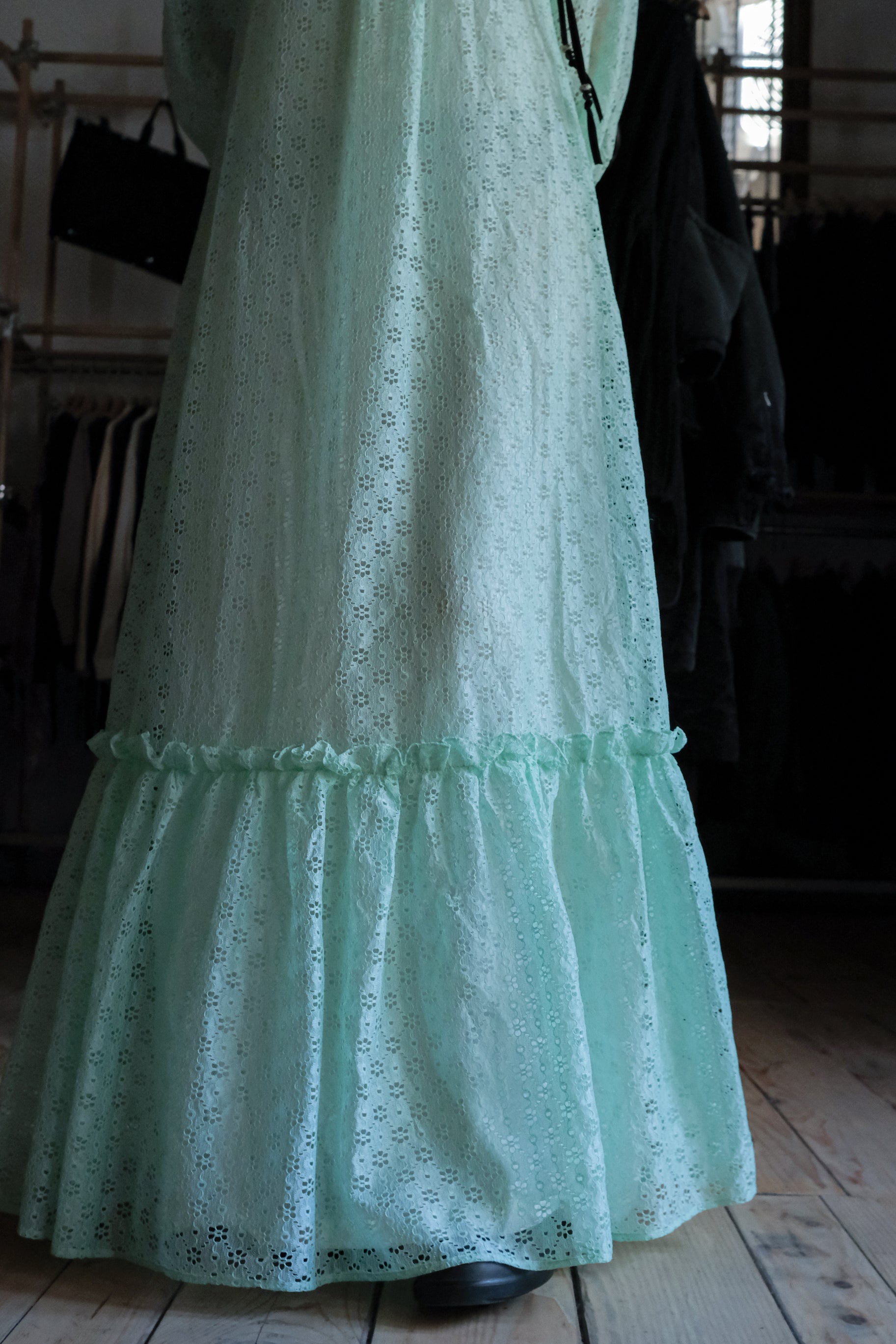 1970's Ronda Roy Mint Green Eyelet Maxi Dress / 古著薄荷綠鏤空刺繡長洋裝