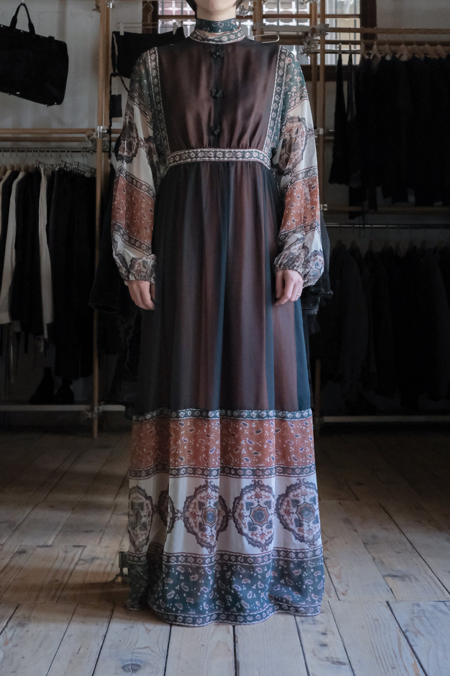 Vintage Paisley Print Frog Buttons Chiffon Dress / 古著變形蟲圖騰中式盤扣雪紡長洋裝