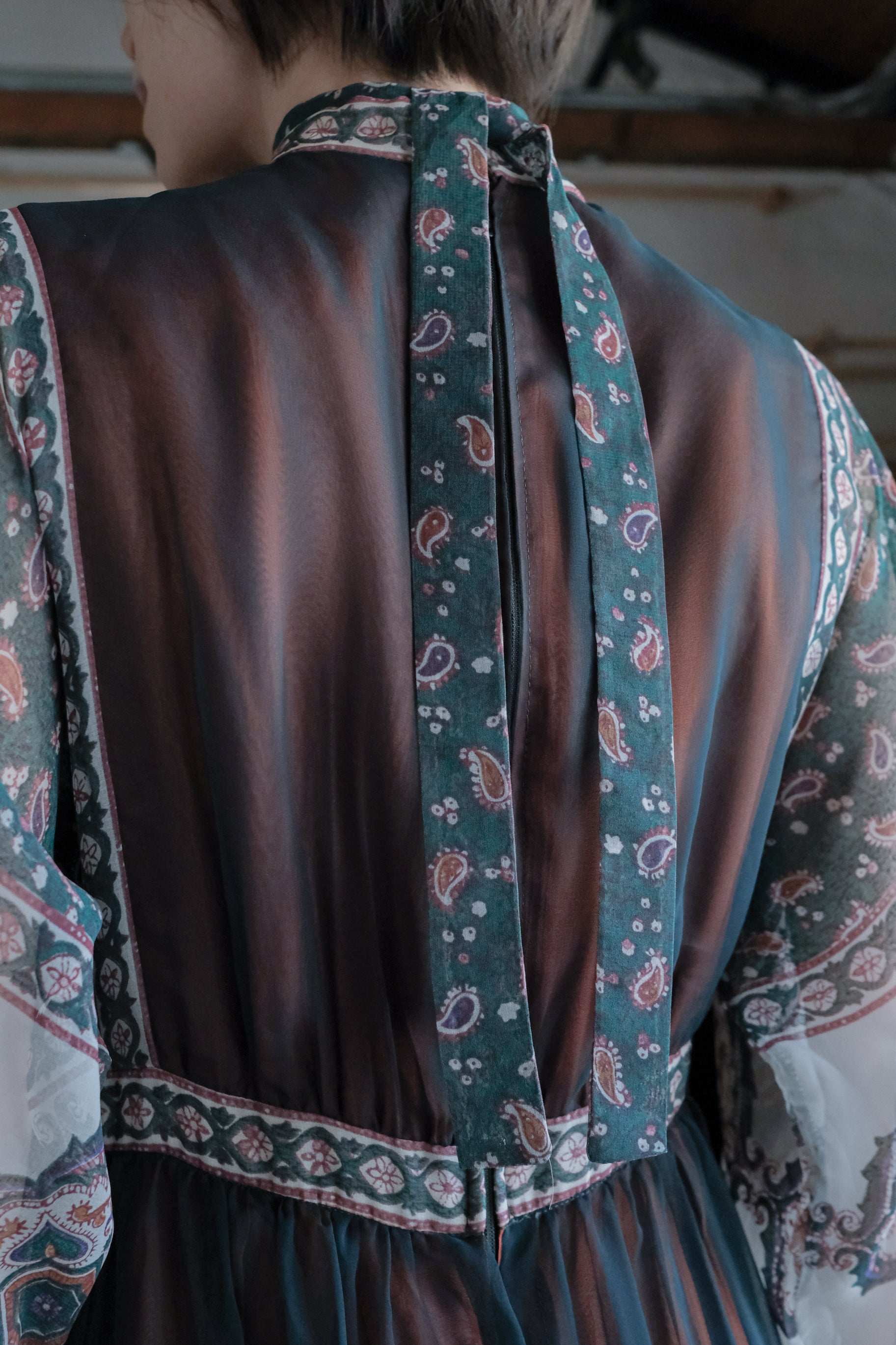 Vintage Paisley Print Frog Buttons Chiffon Dress / 古著變形蟲圖騰中式盤扣雪紡長洋裝