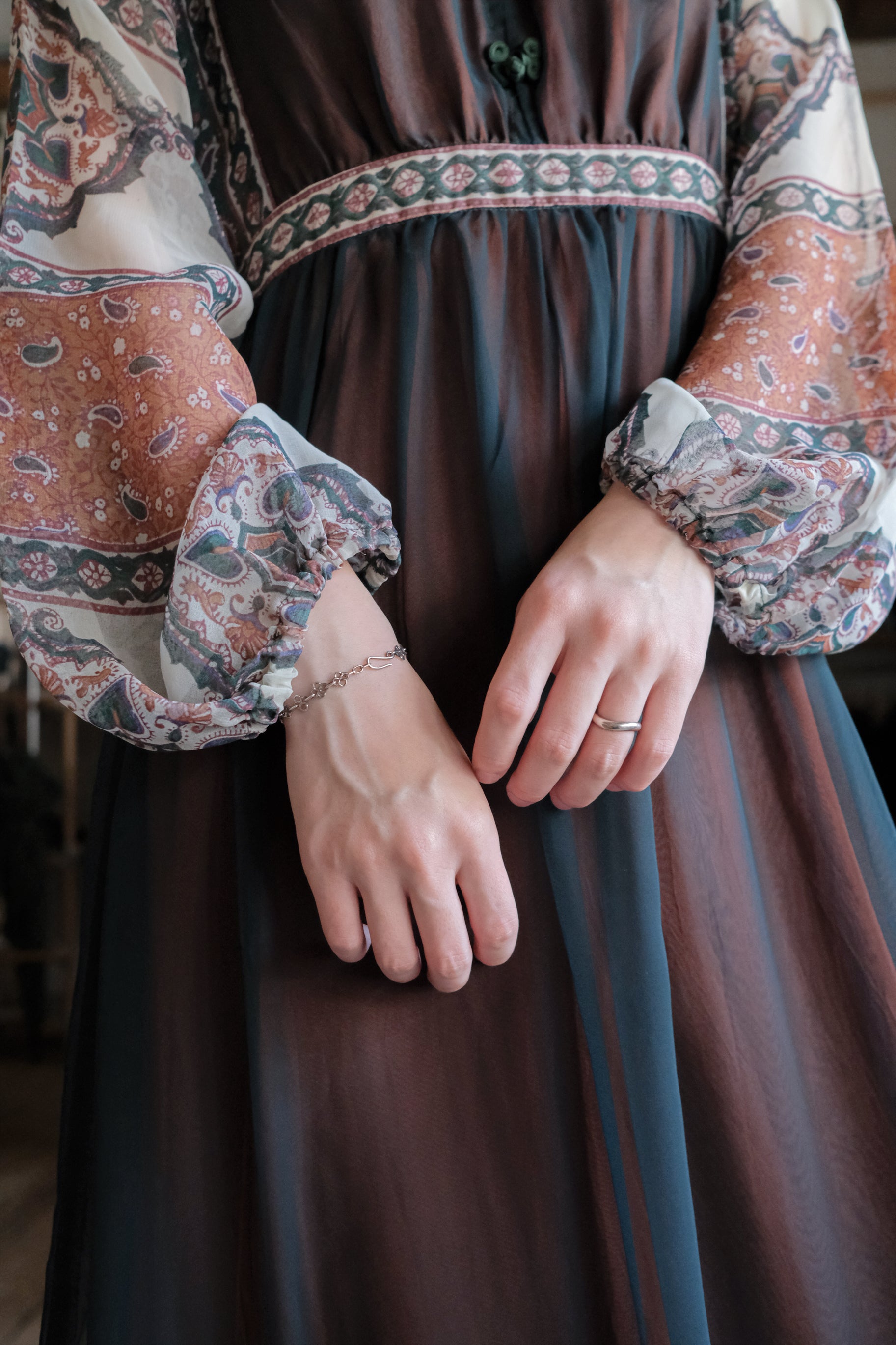 Vintage Paisley Print Frog Buttons Chiffon Dress / 古著變形蟲圖騰中式盤扣雪紡長洋裝