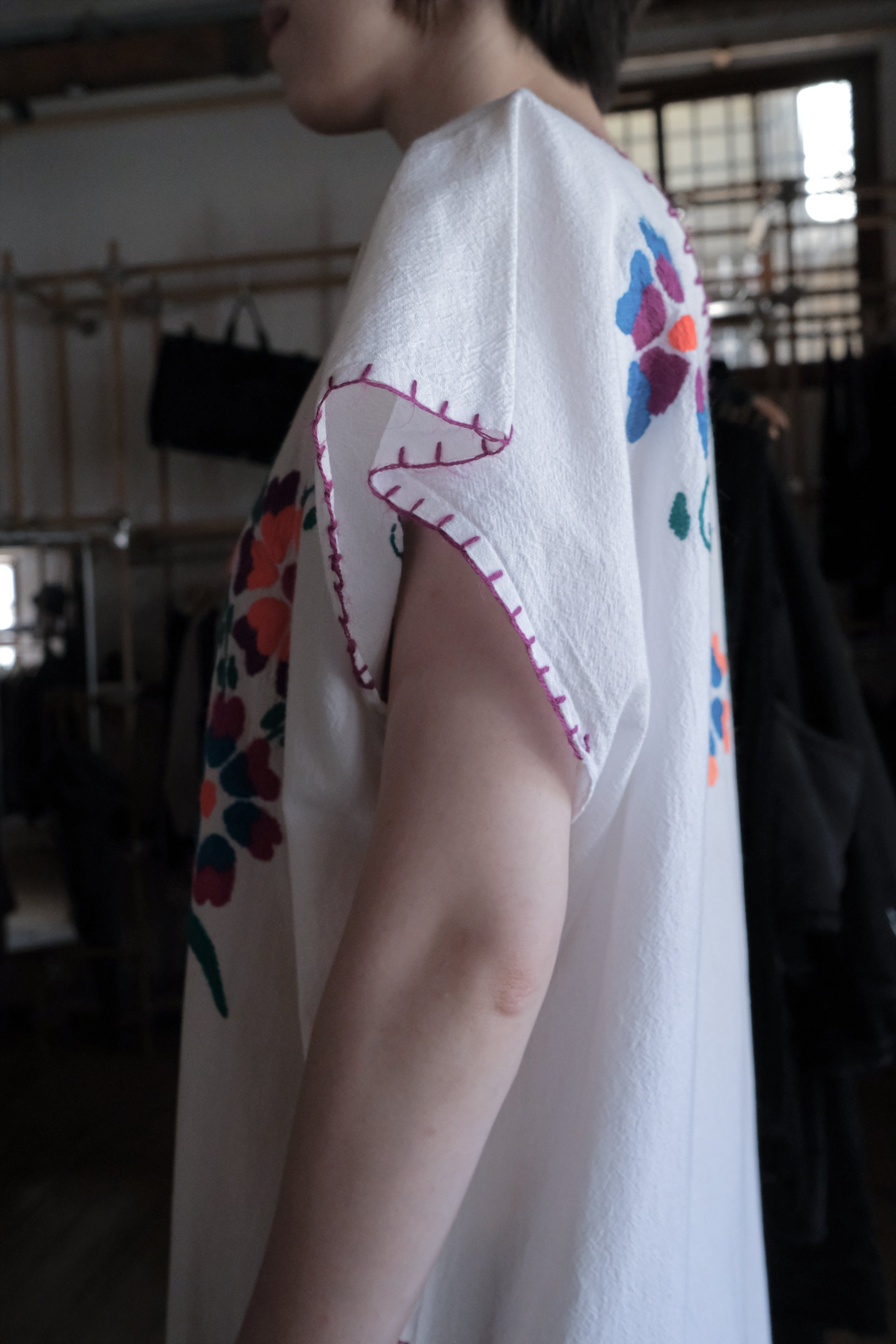 Vintage Hand Embroidered Mexican Huipil Dress / 墨西哥古著刺繡罩衫