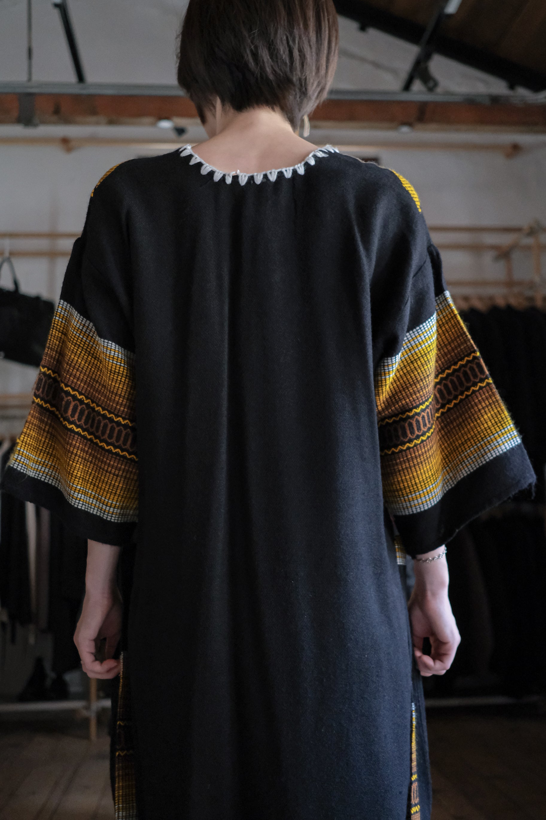 Mexican Vintage Cross-Stitch Huipil Belted Kaftan / 墨西哥古著十字繡綁帶長袍