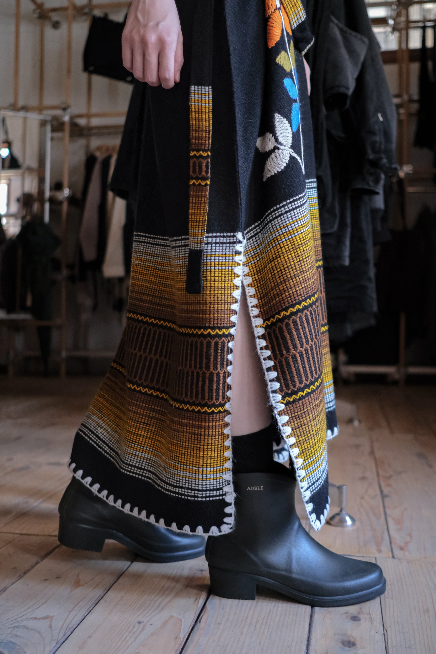 Mexican Vintage Cross-Stitch Huipil Belted Kaftan / 墨西哥古著十字繡綁帶長袍