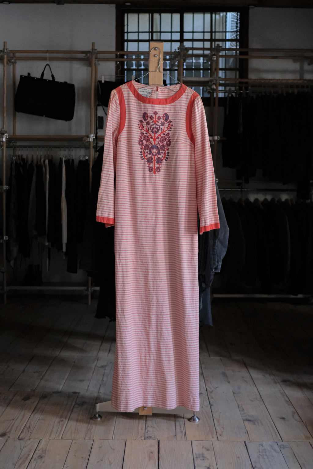 1970's Folk Embroidered Striped Column Maxi Dress / 古著民族條紋刺繡長裙