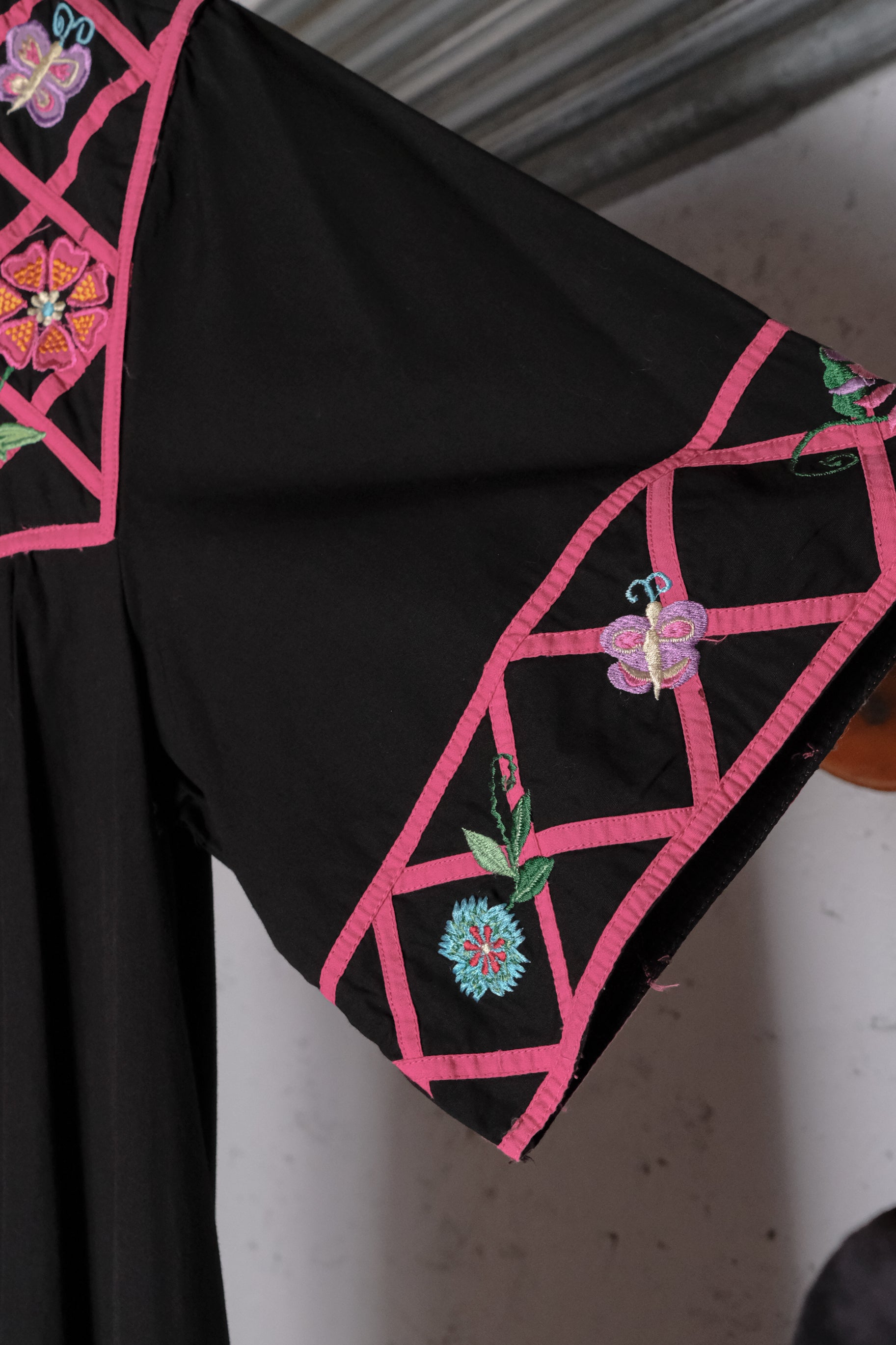 Vintage Folk Art Applique Dress / 古著民族貼布刺繡洋裝