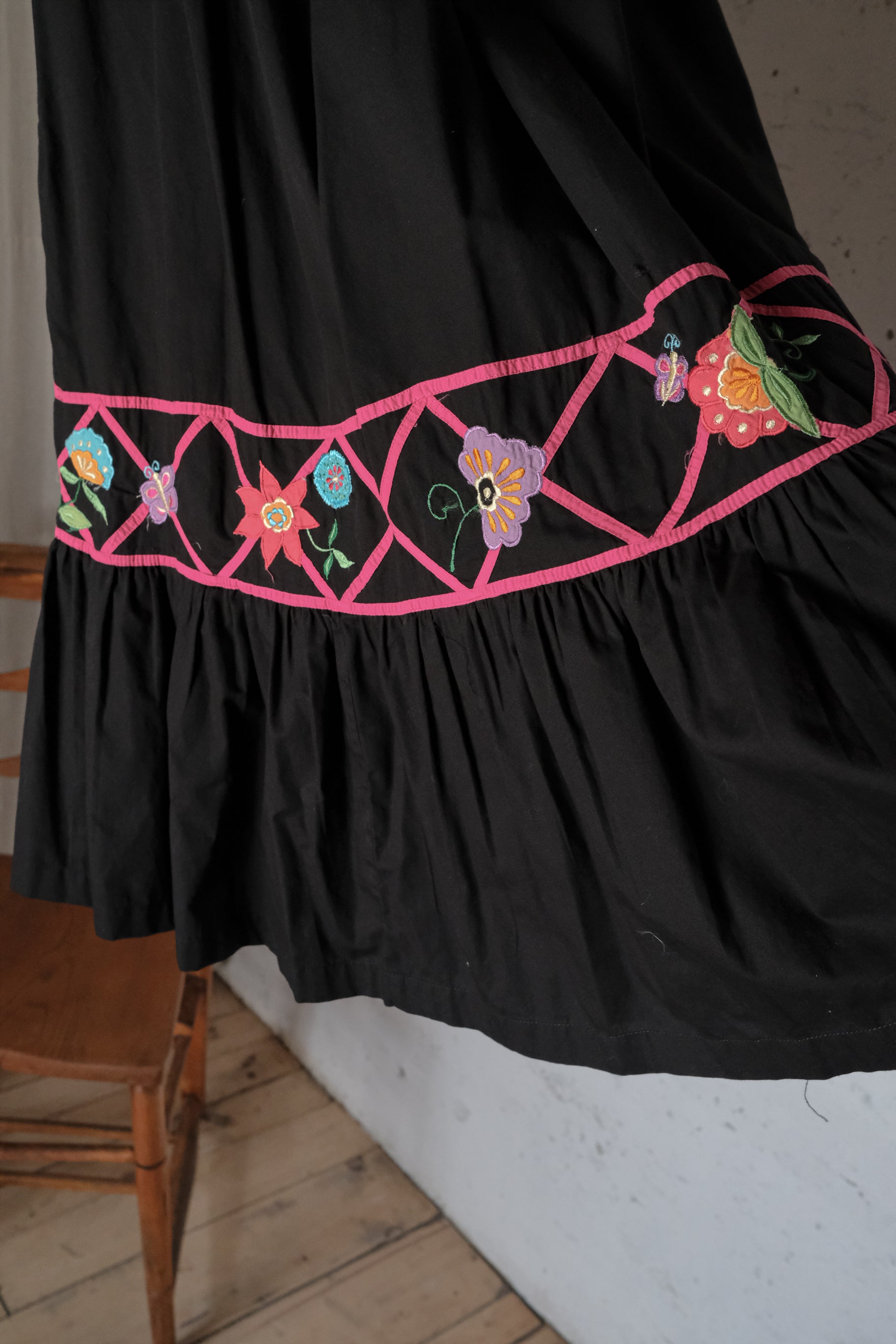 Vintage Folk Art Applique Dress / 古著民族貼布刺繡洋裝