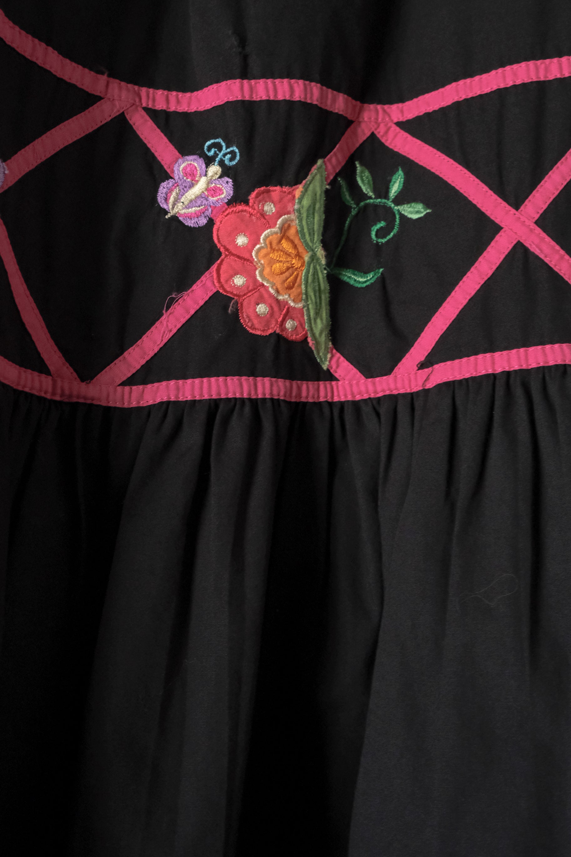 Vintage Folk Art Applique Dress / 古著民族貼布刺繡洋裝