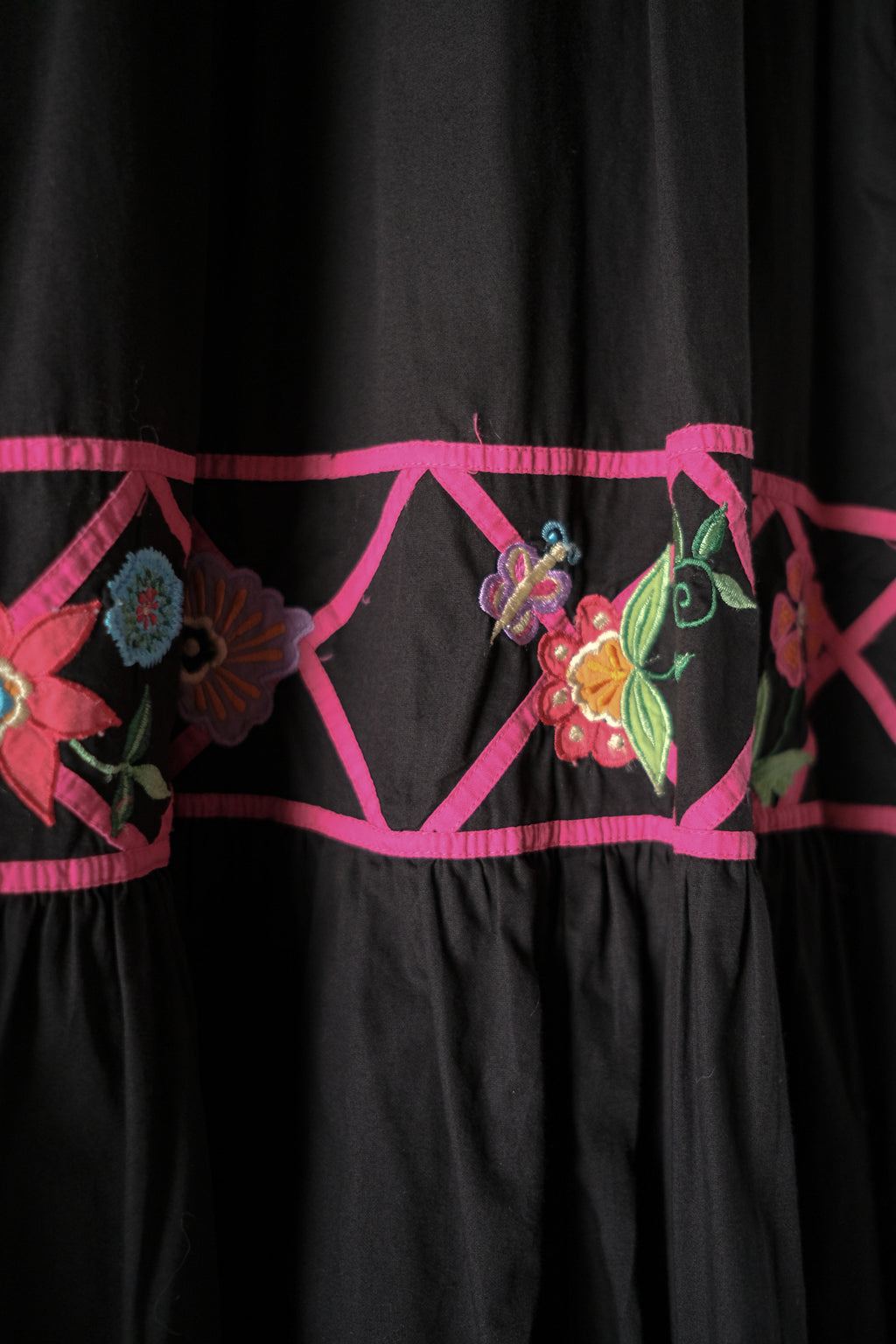 Vintage Mexican Oaxana Embroidered Dress