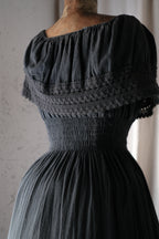 1970's Mexican Shoulder Off Embroidered Dress / 墨西哥古著露肩刺繡洋裝
